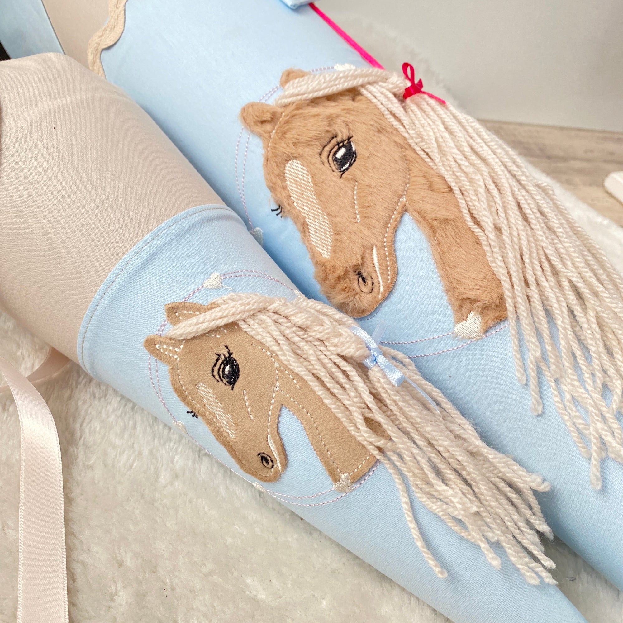 Geschwister-Schultüte Pferd in sand/hellblau