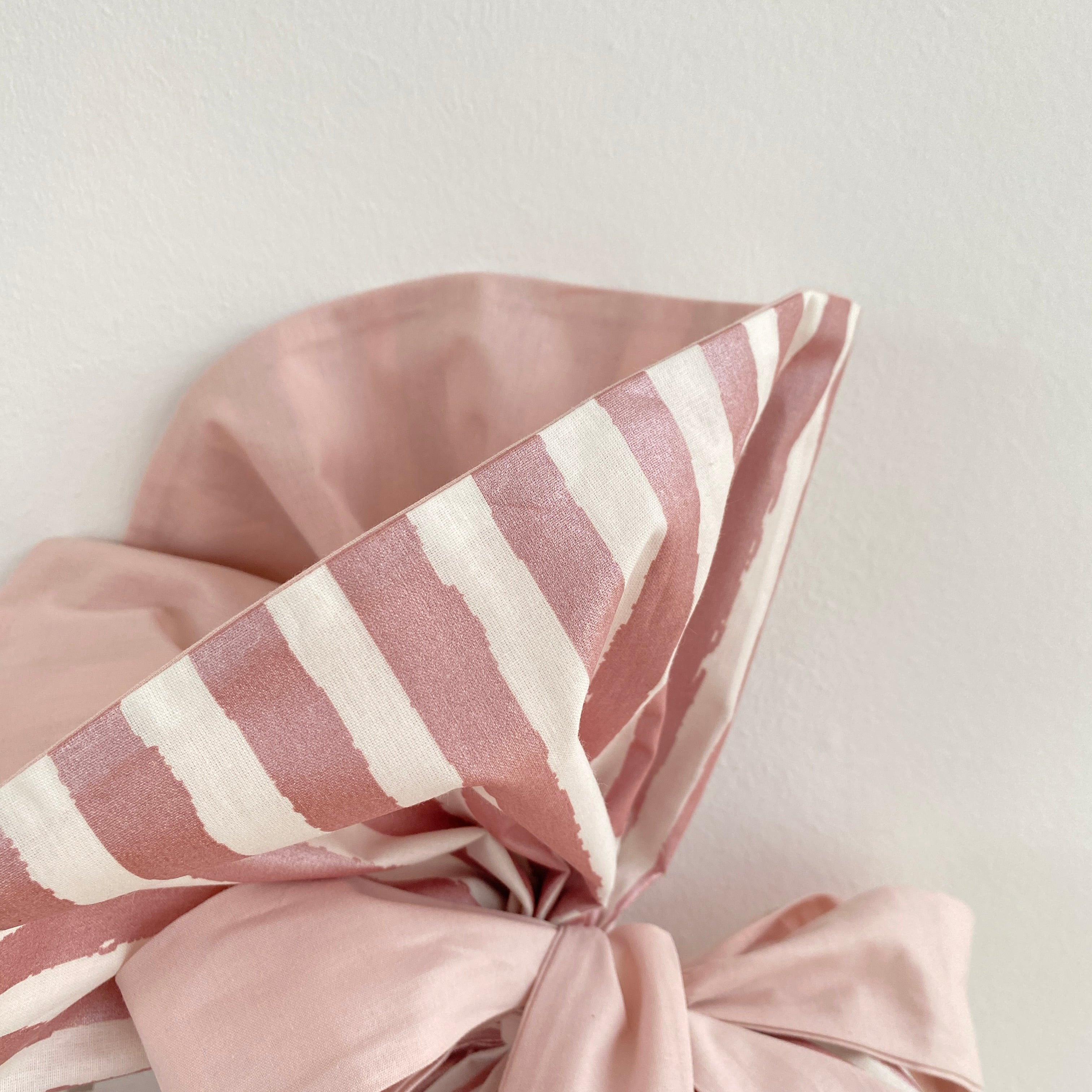 Schultüte Pferd mit Wollmähne in roségold gestreift