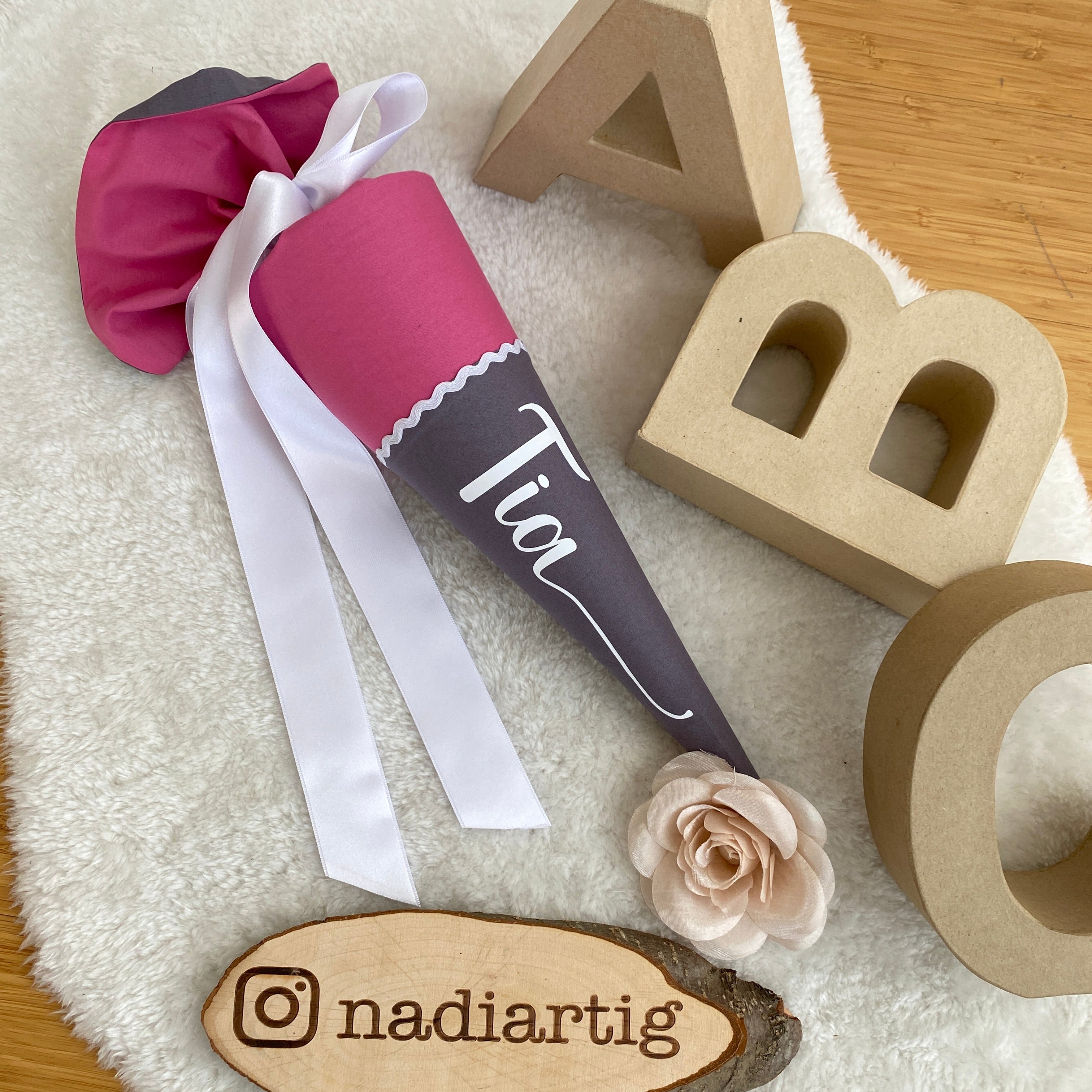 Schultüte HEART in beere/anthrazit