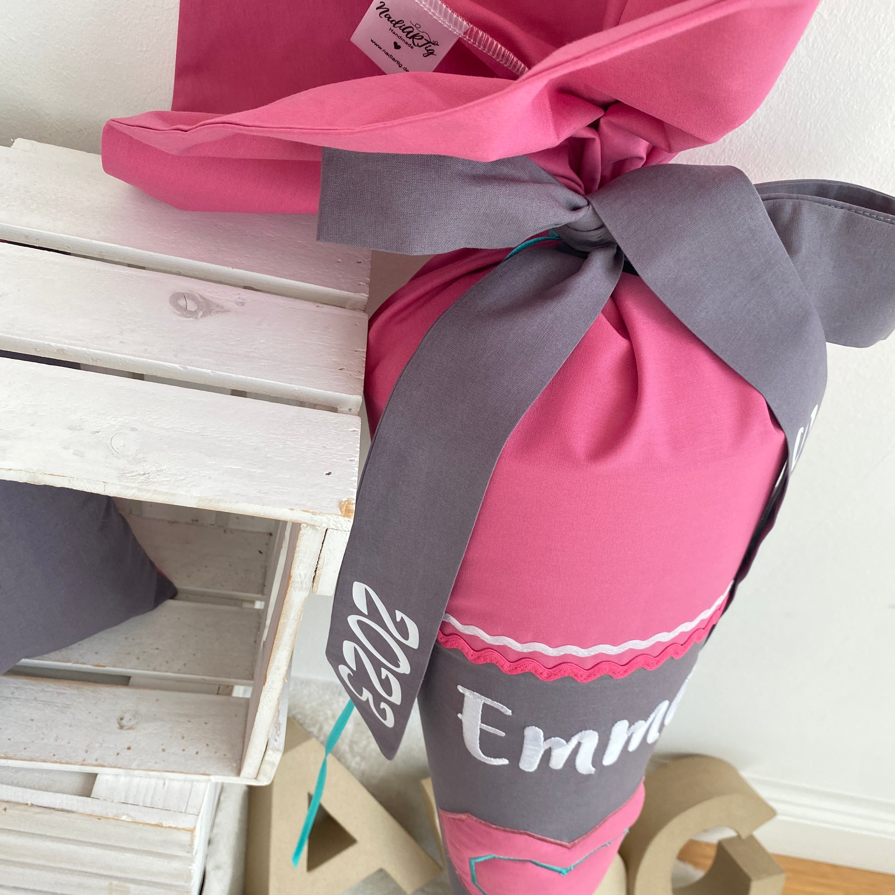 Schultüte HEART in beere/anthrazit