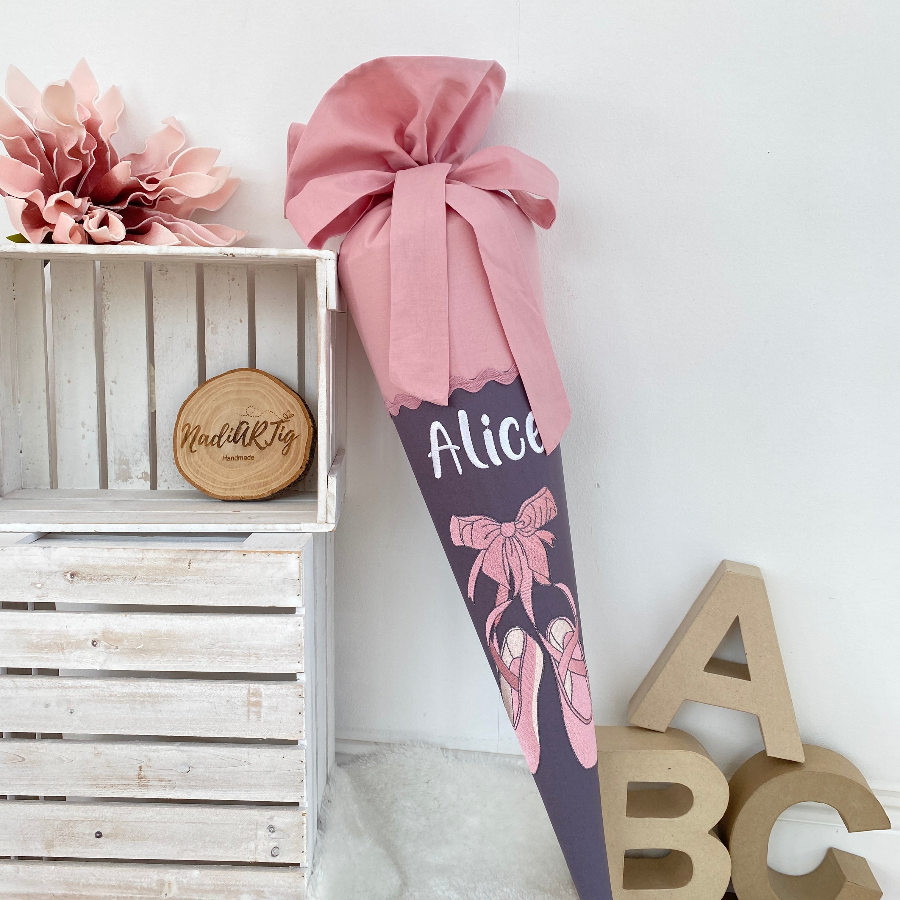 Schultüte Ballet-Stickerei in puderrosa/anthrazit