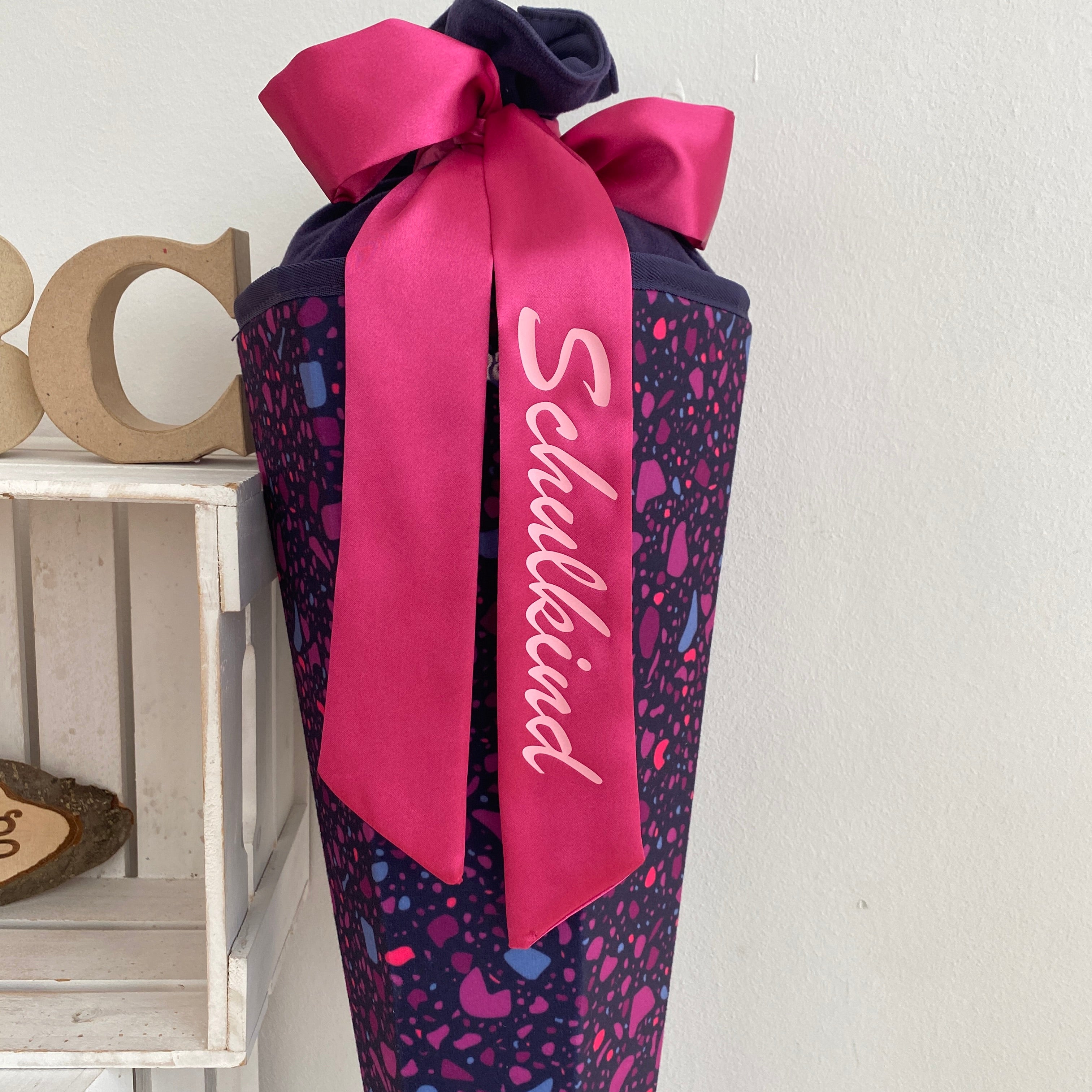 Satin-Stoffschleife für die Schultüte | Schultütenschleife mit Namen