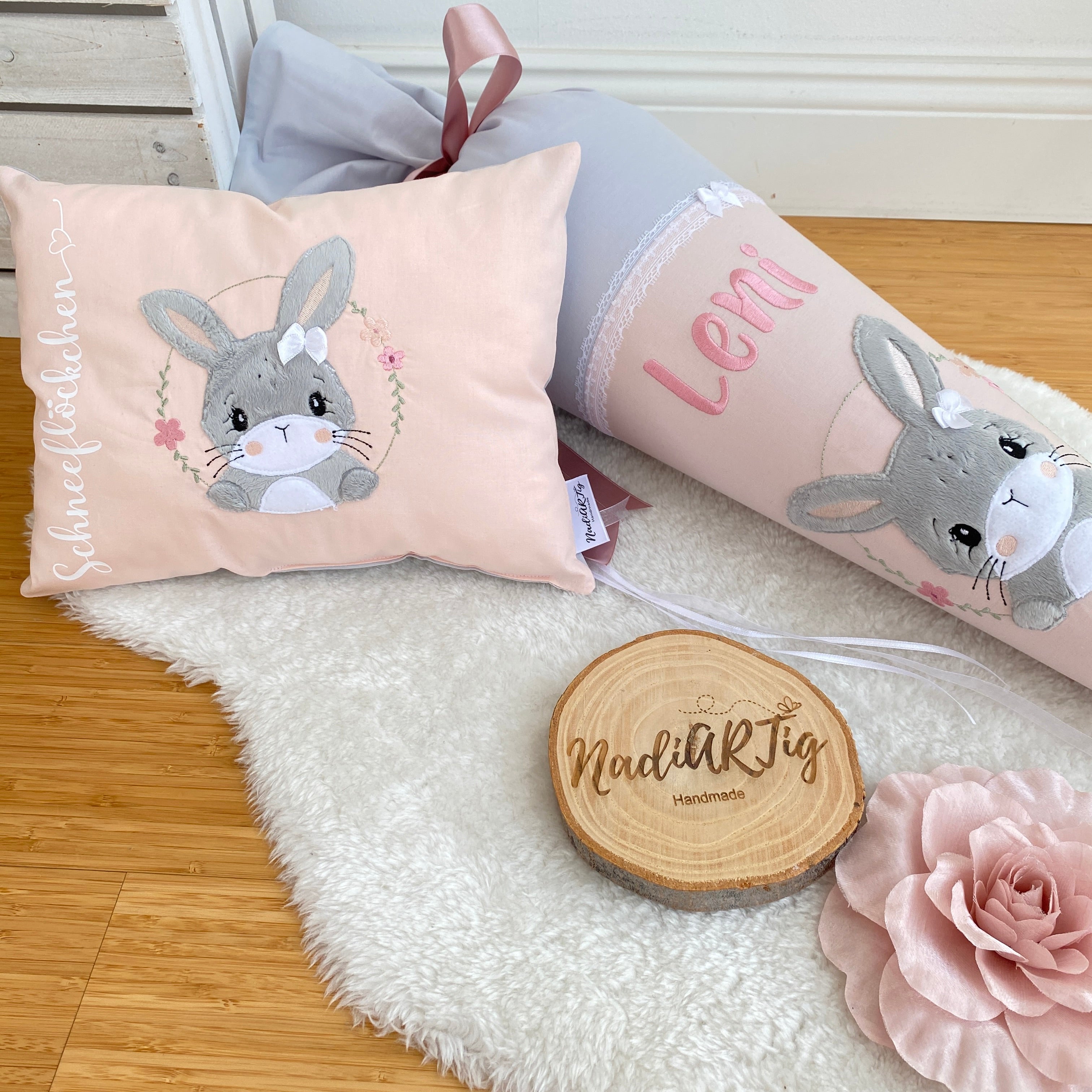Kissen Hasenmädchen in rosé/hellgrau