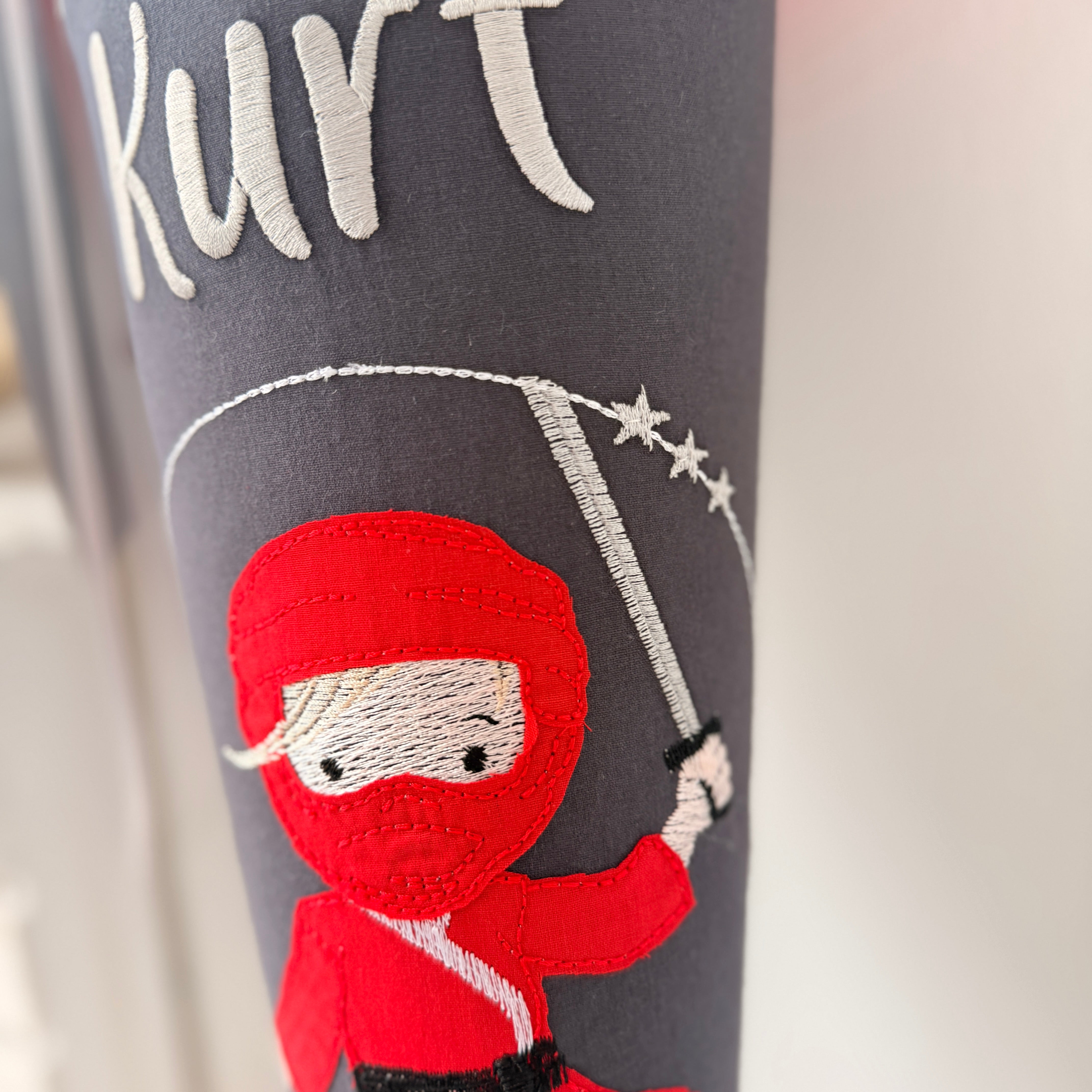 Schultüte Ninja / Karate in rot/anthrazit