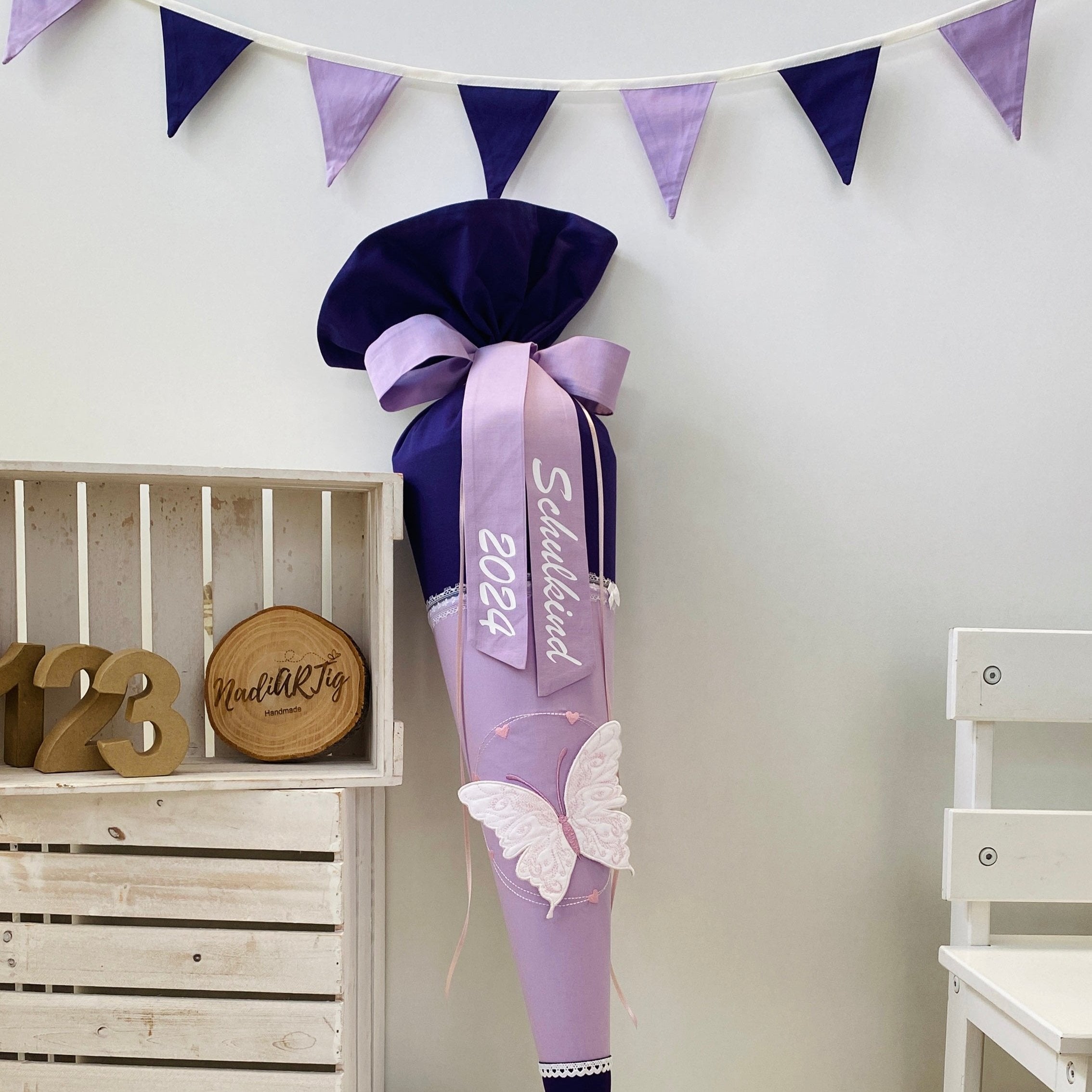 Schultüte 3D-Schmetterling in lila/flieder