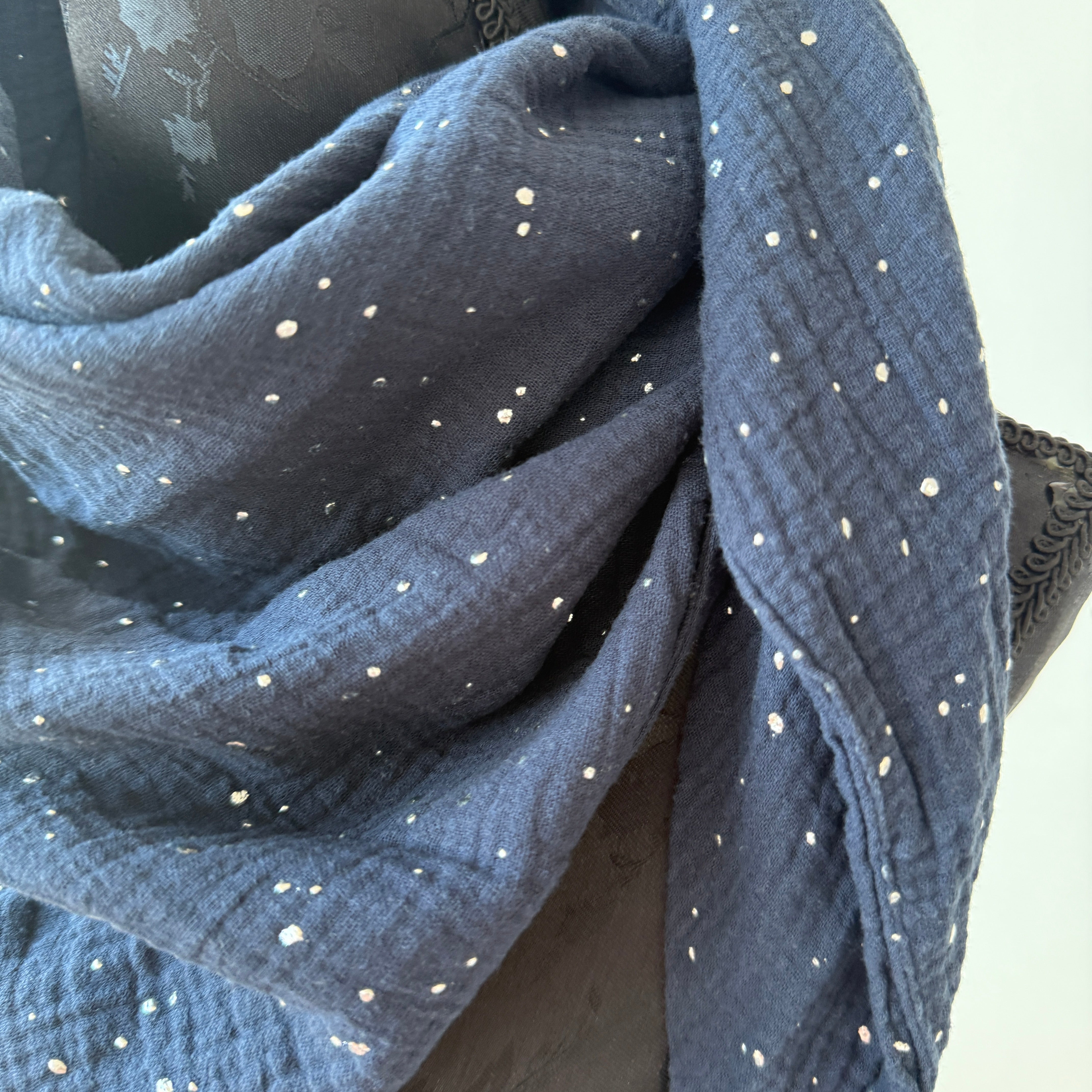 XL Musselin Halstuch - dunkelblau glitzer Dots