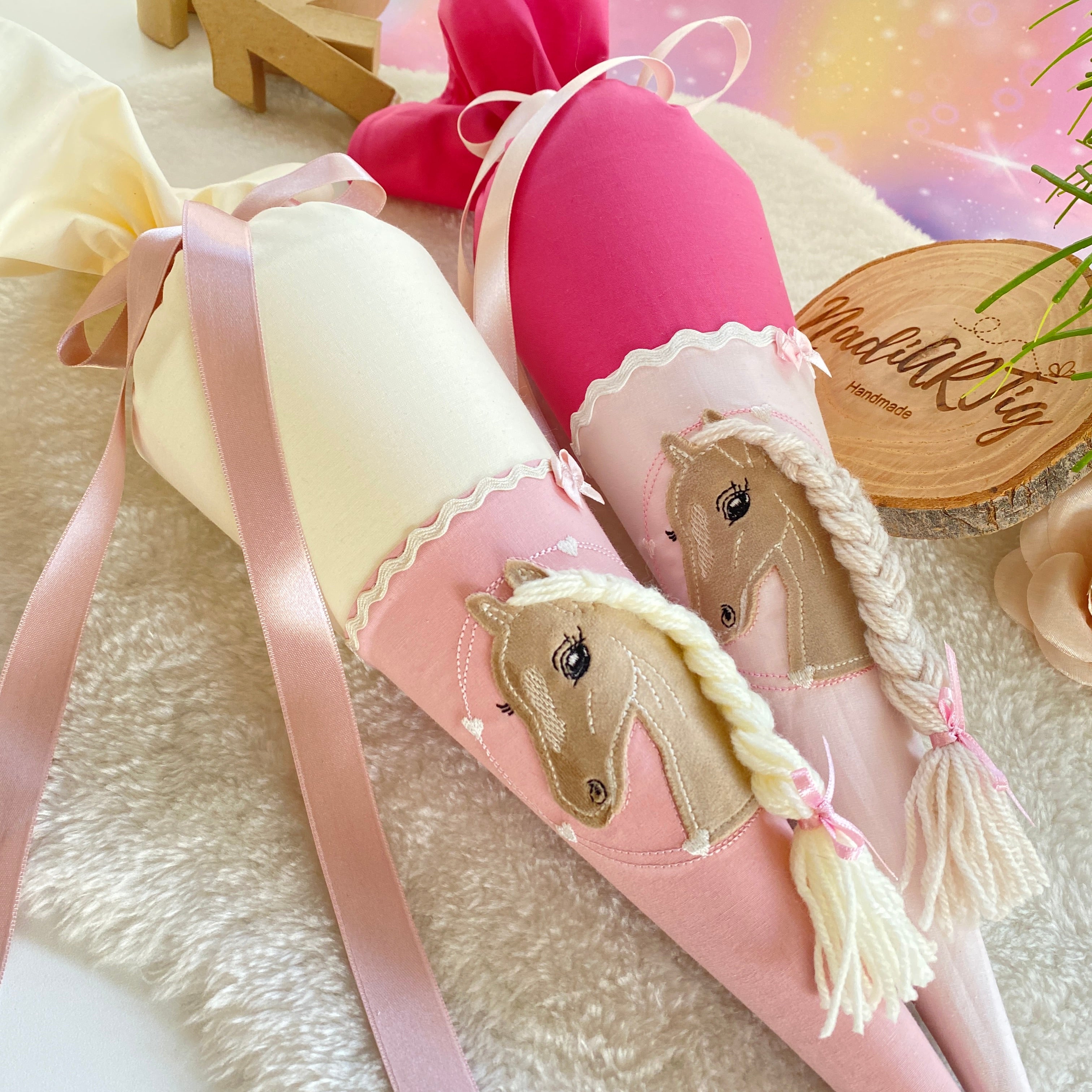 Geschwistertute Pferd