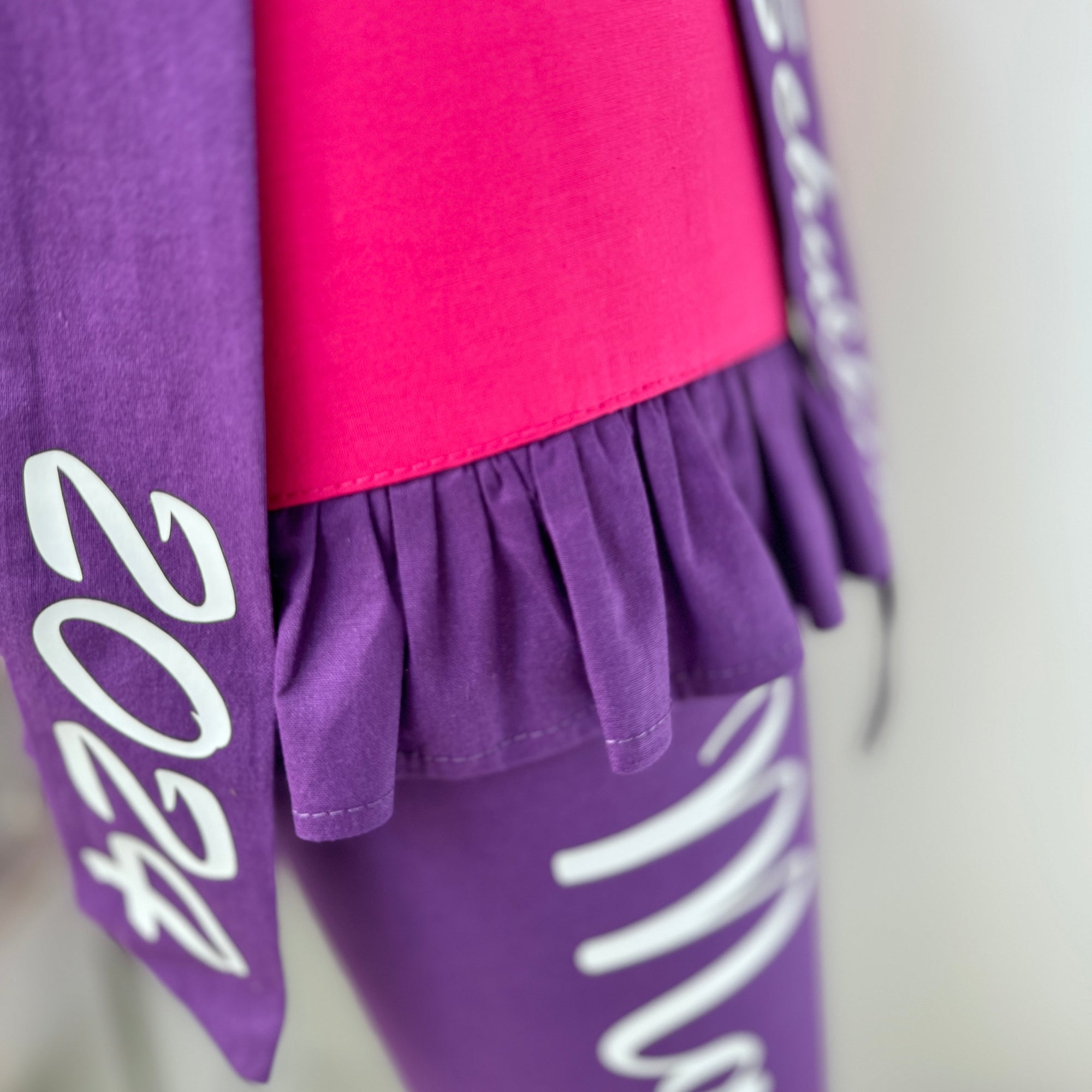 Schultüte Klassik in pink/lila (Rüschen/Schmetterlinge)