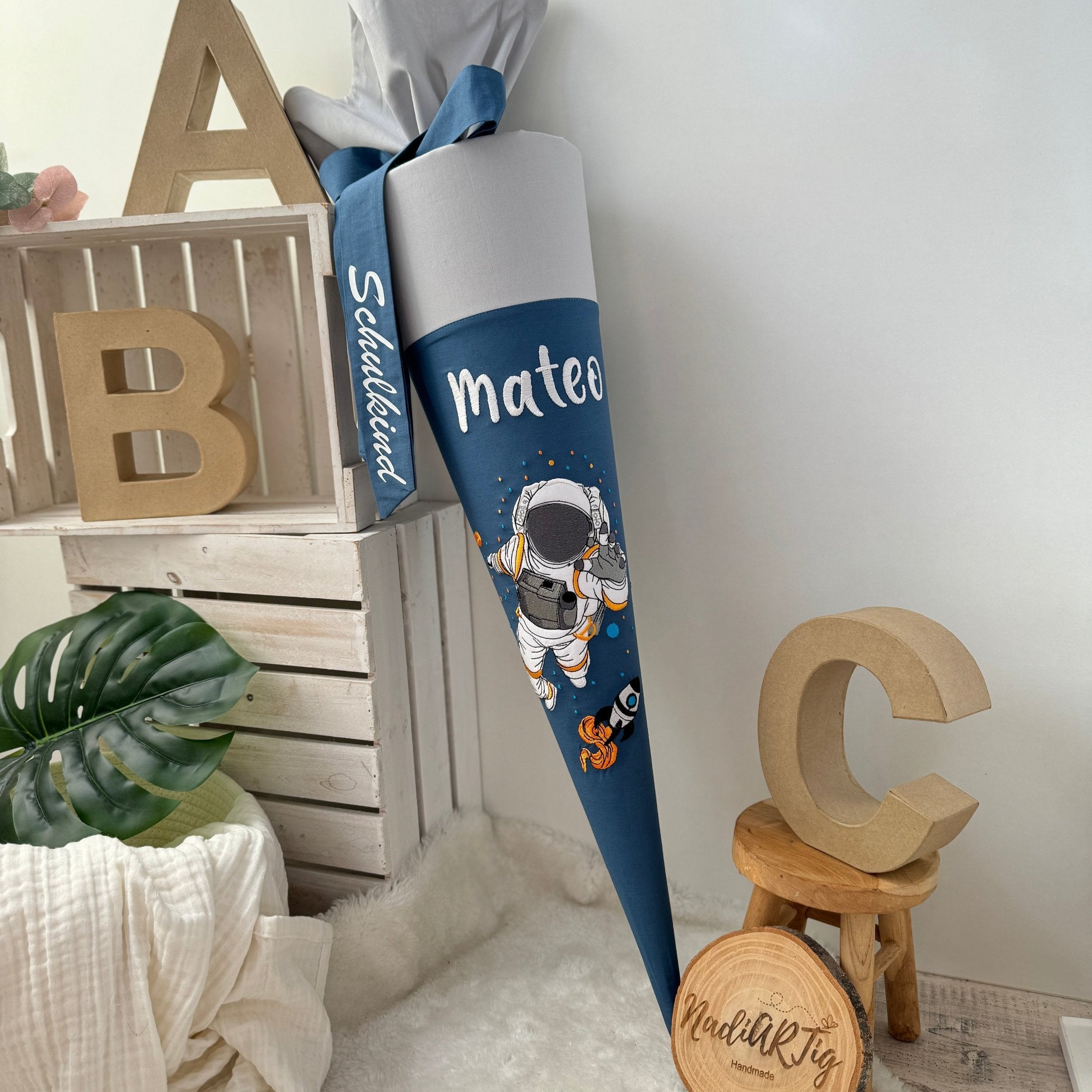 Schultüte Astronaut in grau/dustyblue