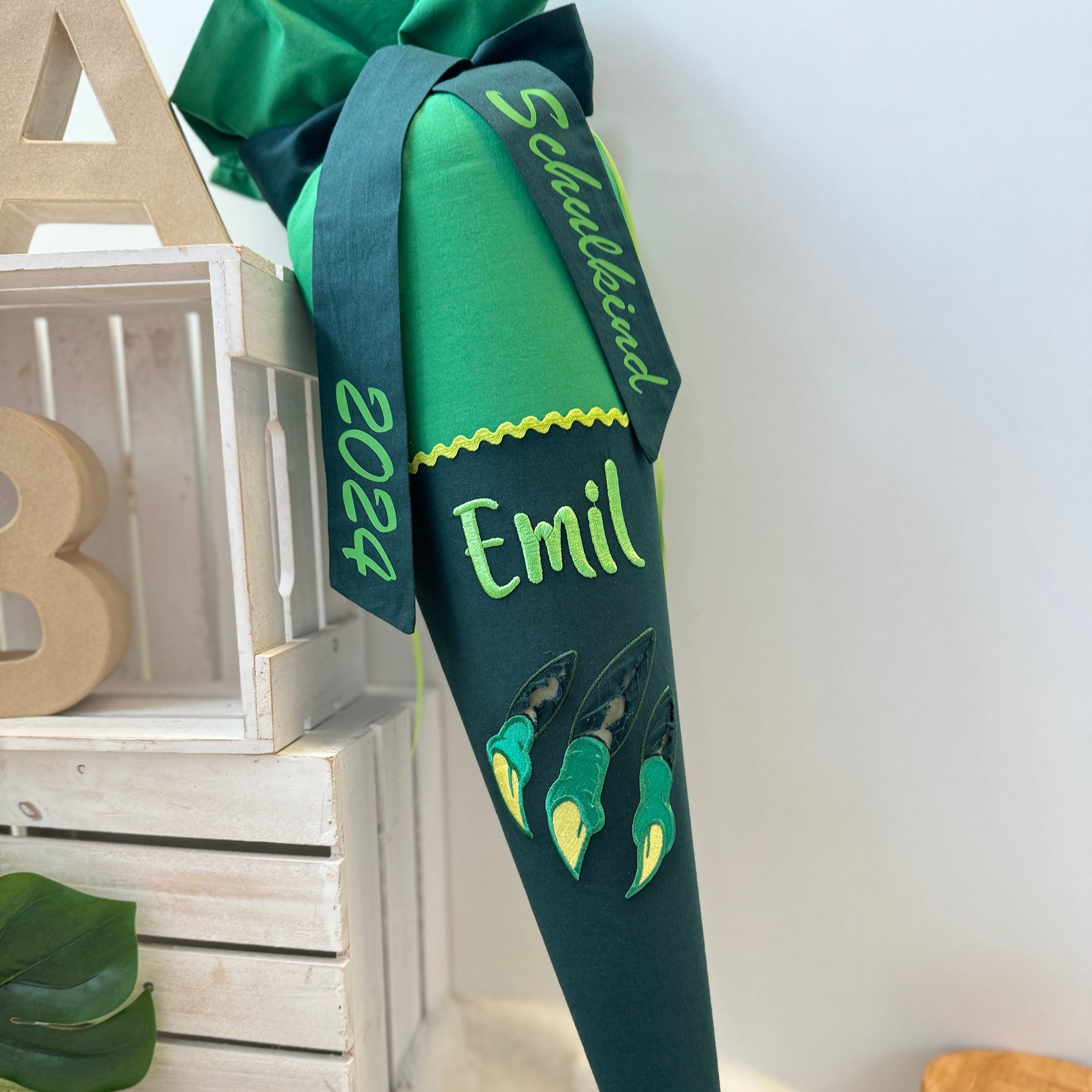 Schultüte T-Rex Krallen in dunkelgrün