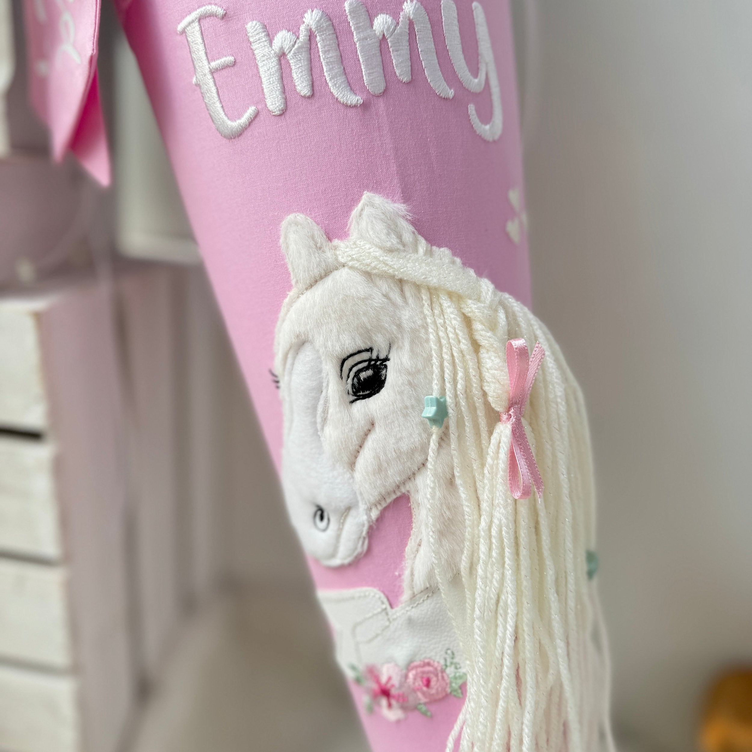 Schultüte Pferd mit Banner in hellblau/rosa