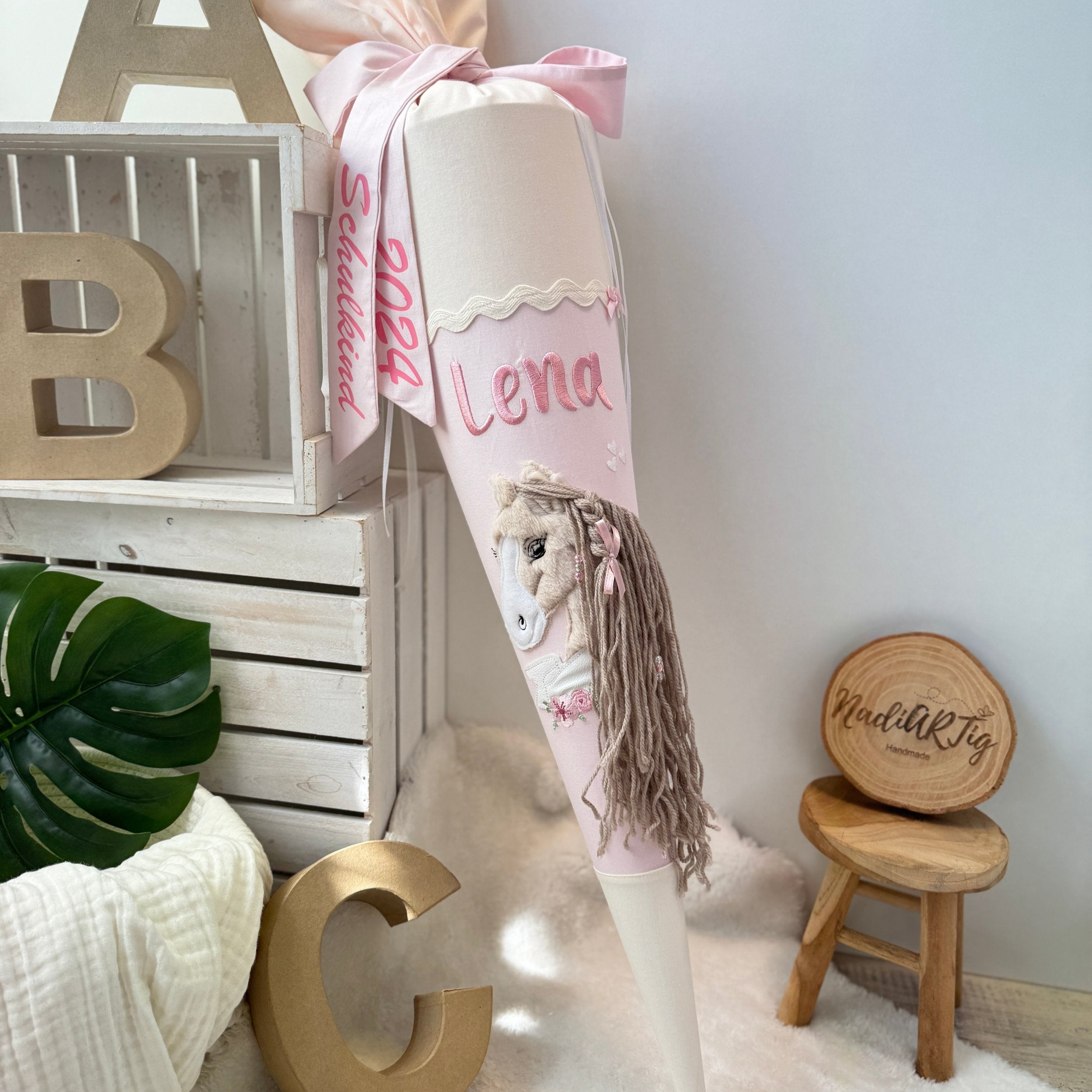 Schultüte Pony mit dunkler Mähne