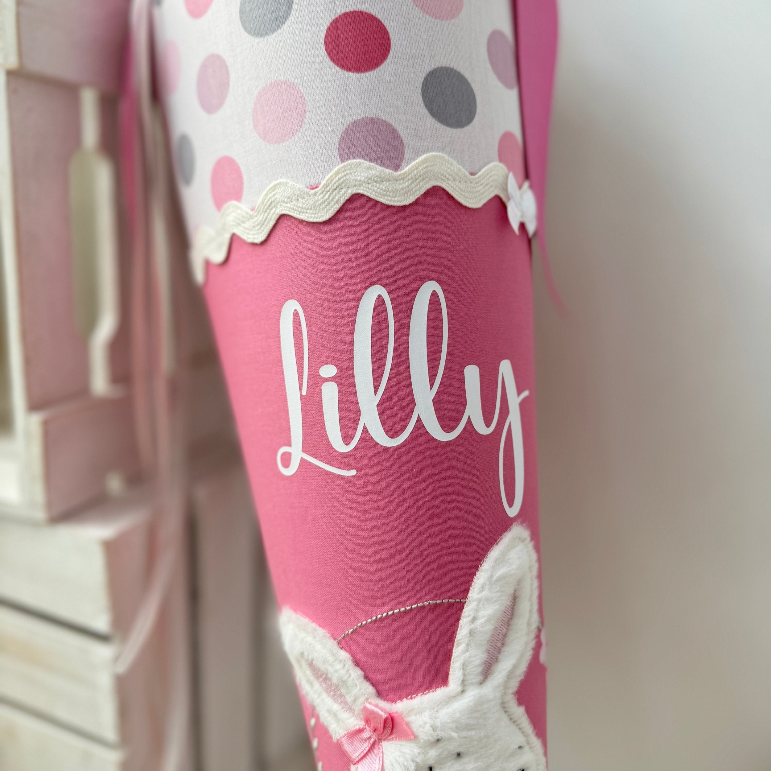 Schultüte mit Hase in altrosa/Dots