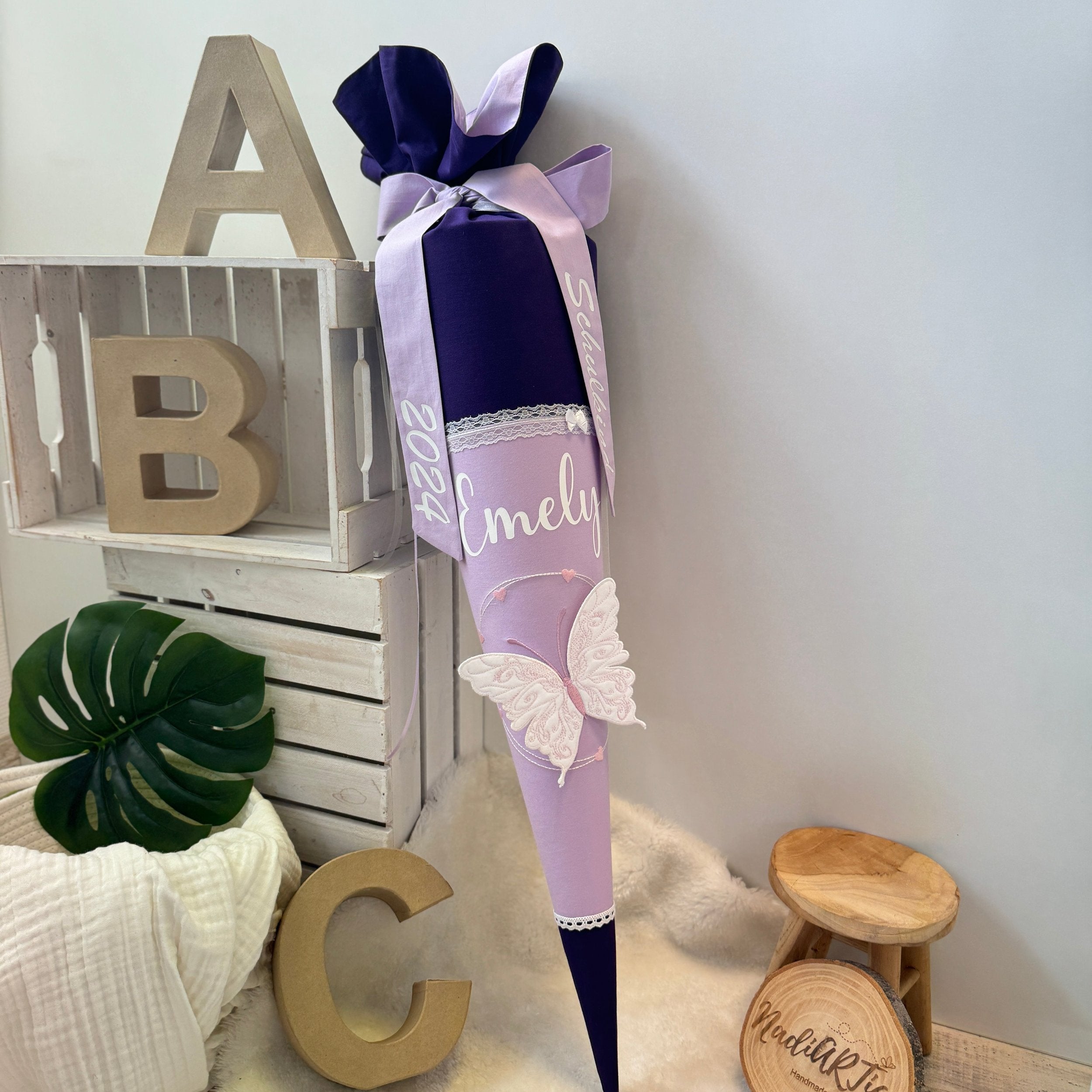 Schultüte 3D-Schmetterling in lila/flieder