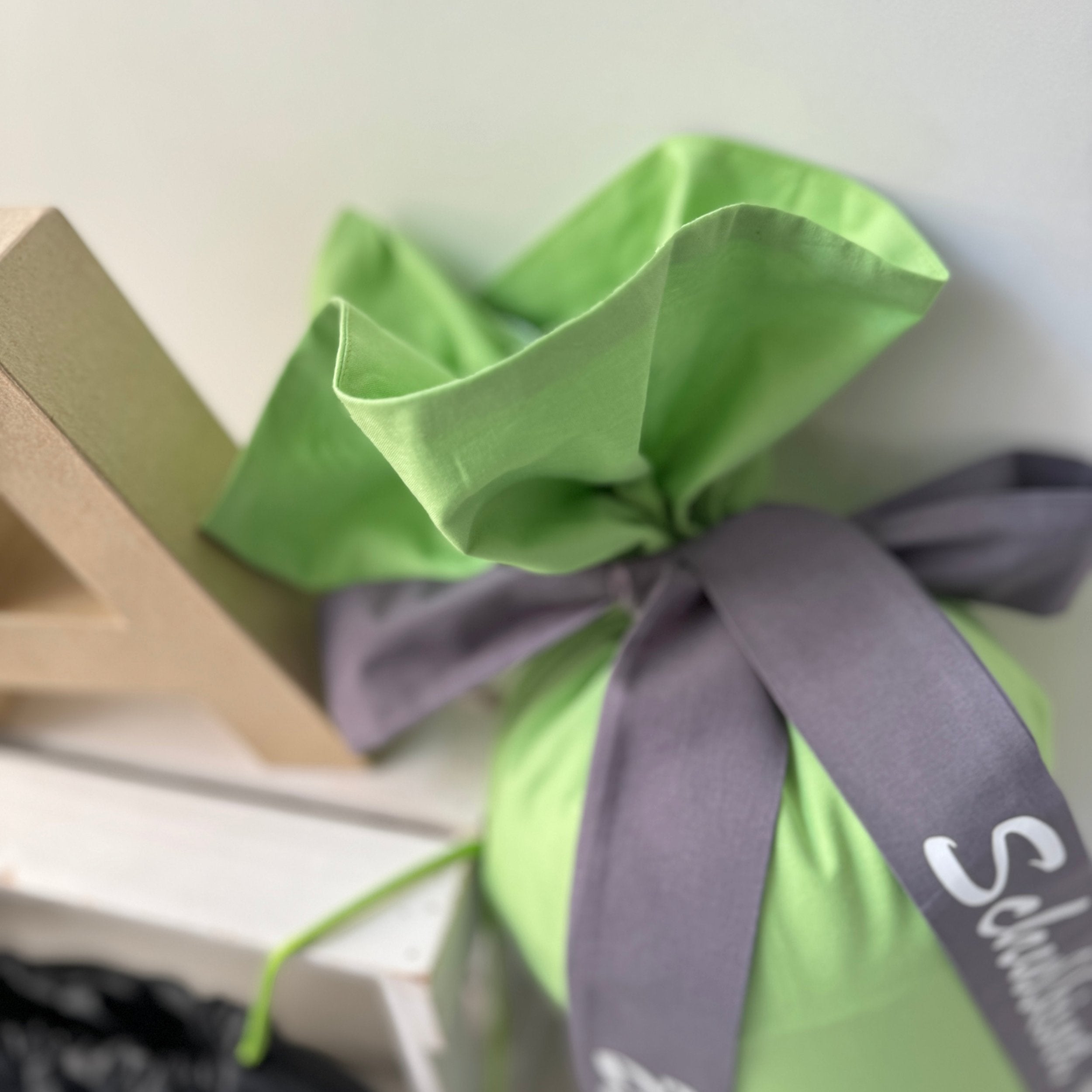 Schultüte Black Panther in limete/anthrazit