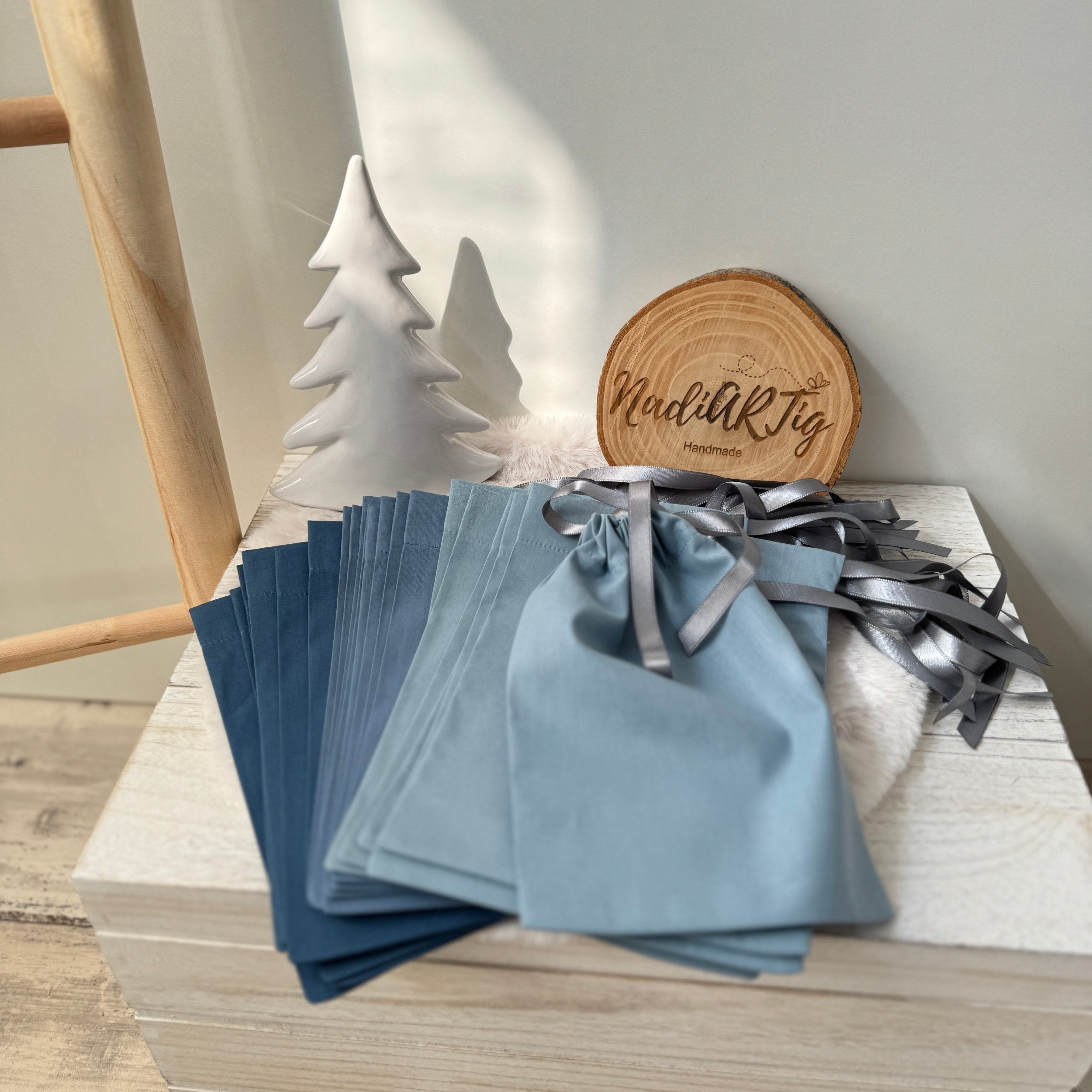XL-Adventskalender Beutel / 24 Stoffsäckchen dusty blue