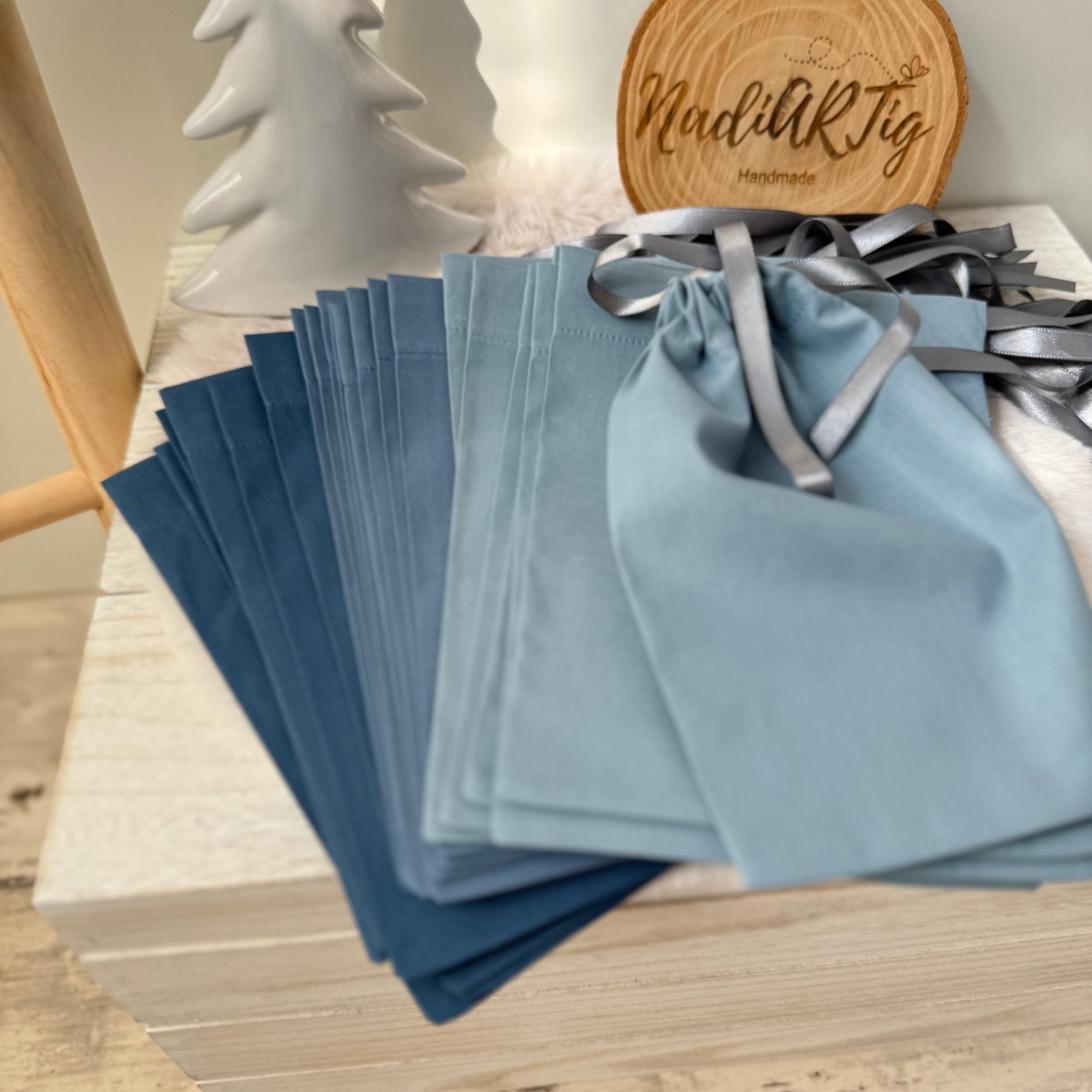XL-Adventskalender Beutel / 24 Stoffsäckchen dusty blue