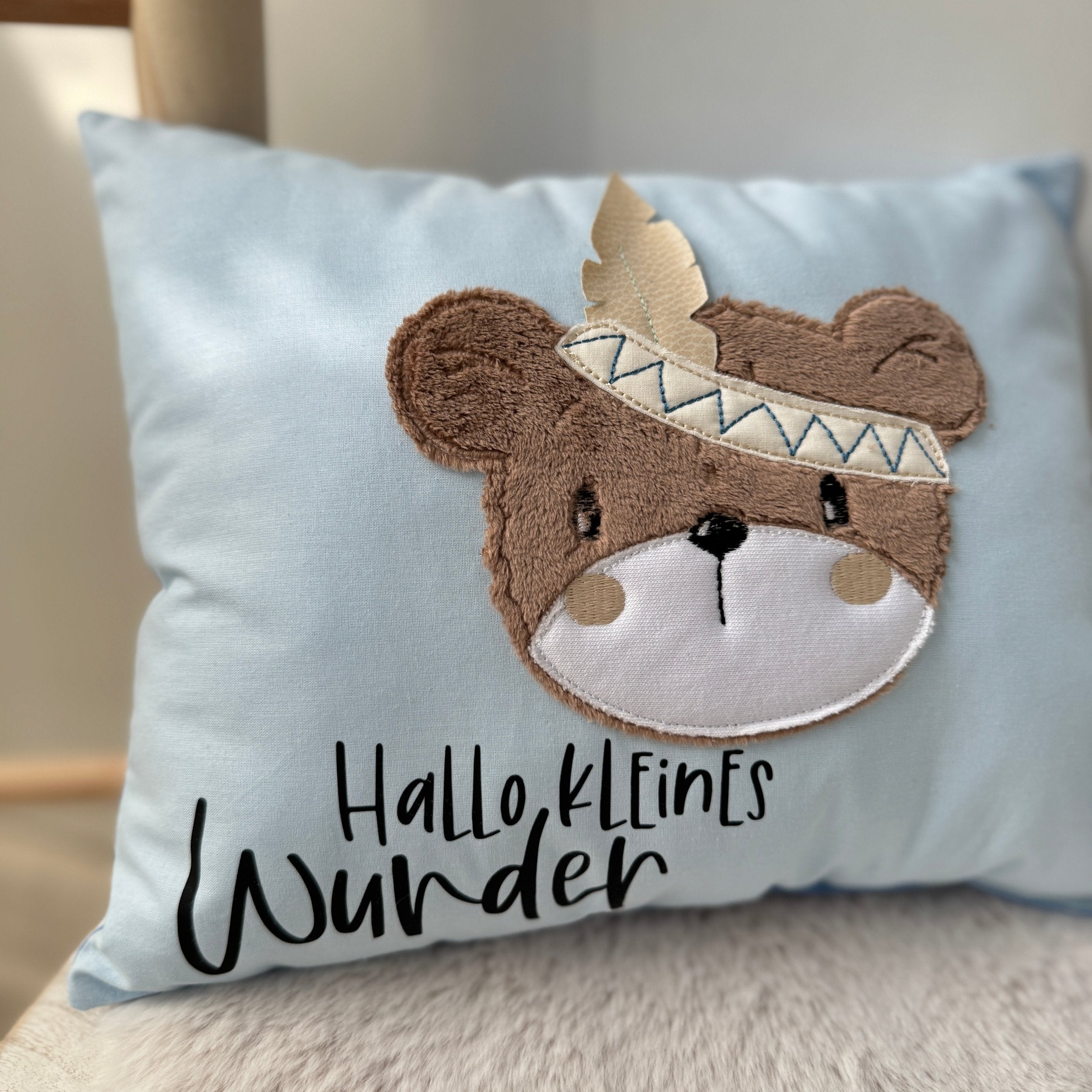 Namenskissen - Boho Bär in hellblau