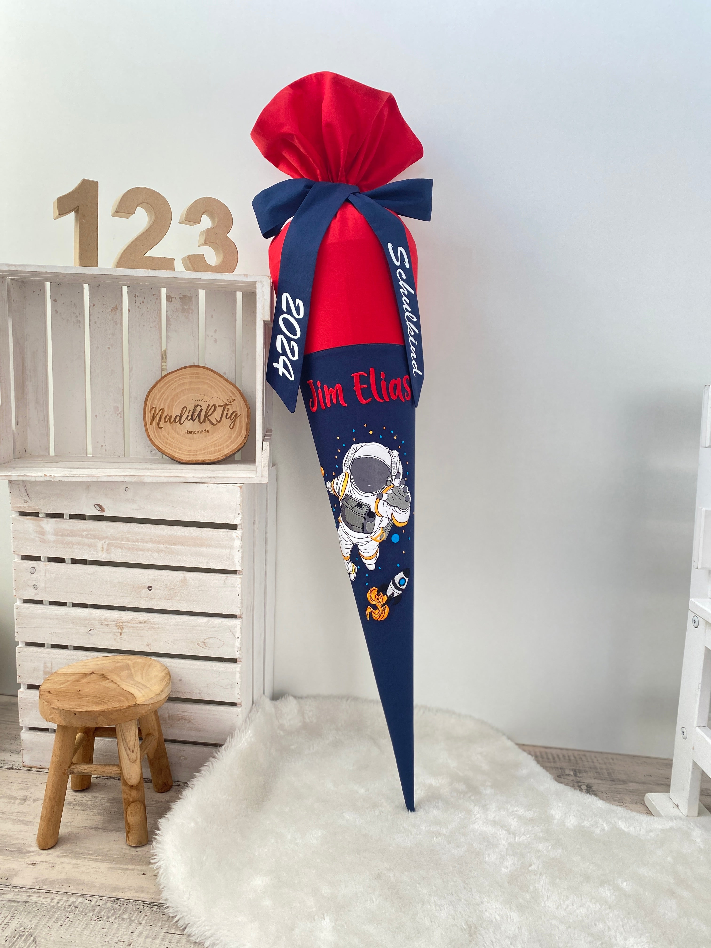 Schultüte Astronaut in rot/dunkelblau