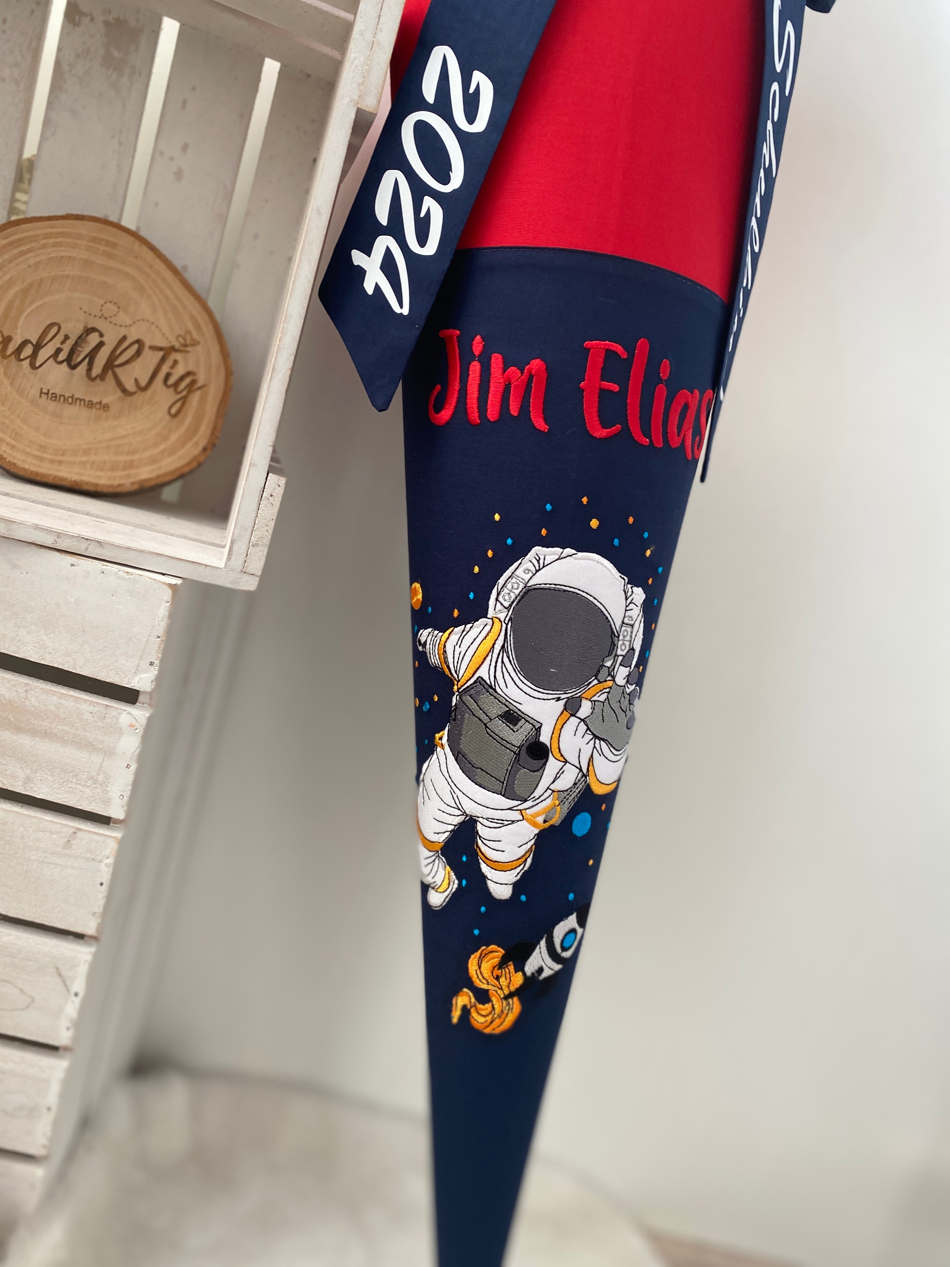 Schultüte Astronaut in rot/dunkelblau