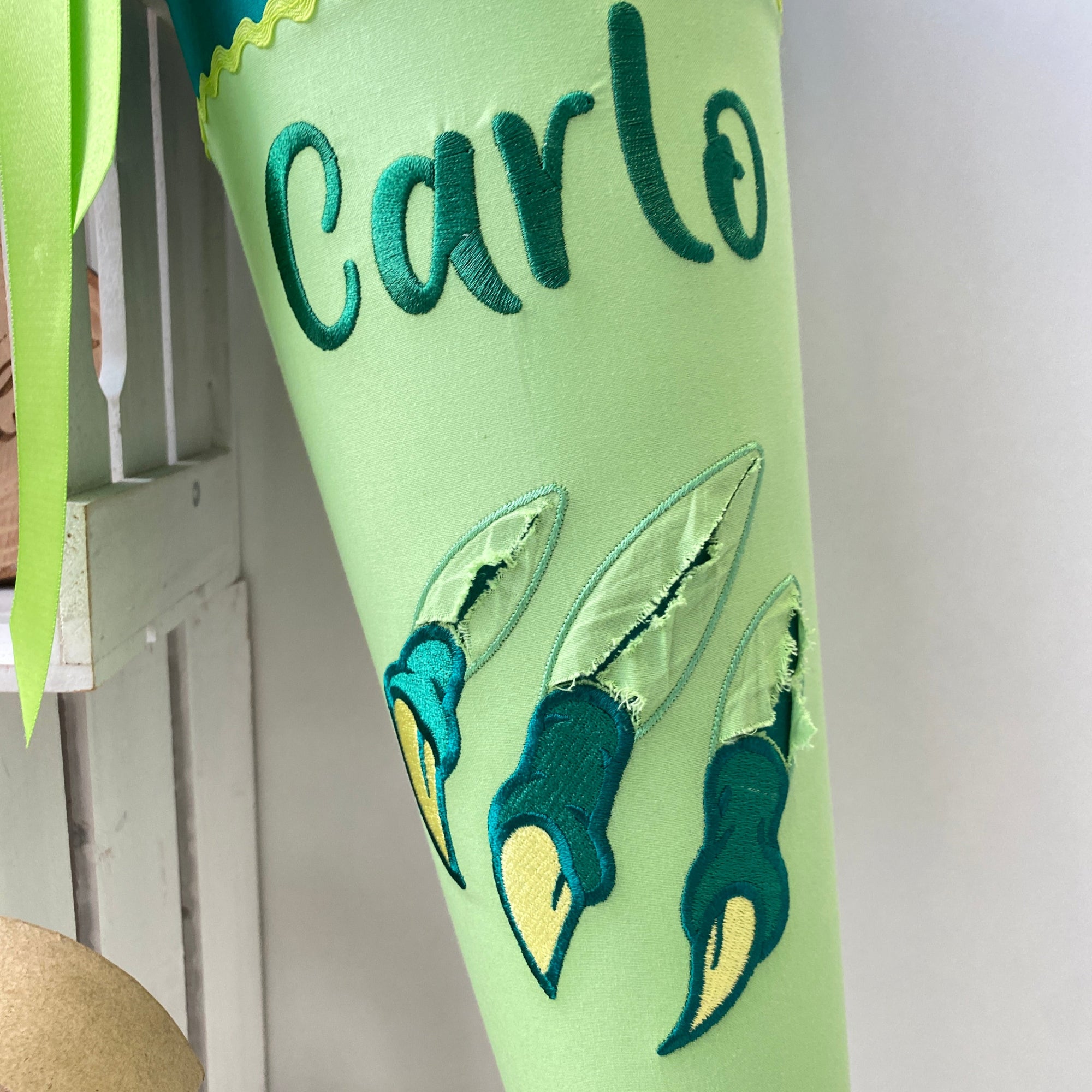 Schultüte T-Rex Krallen in grün