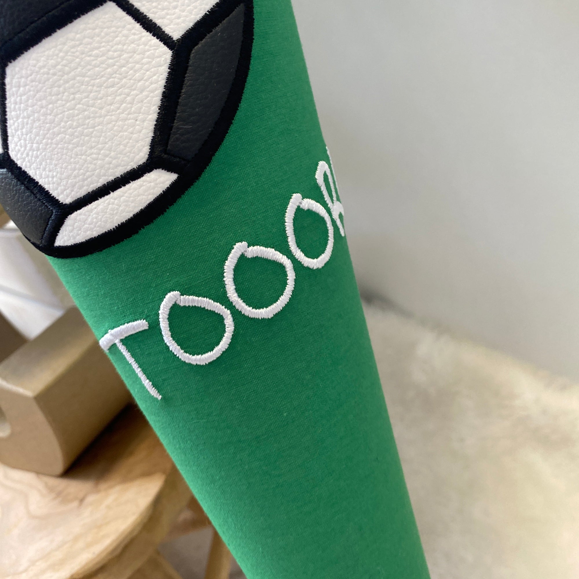 Schultüte Fußball in Grasgrün