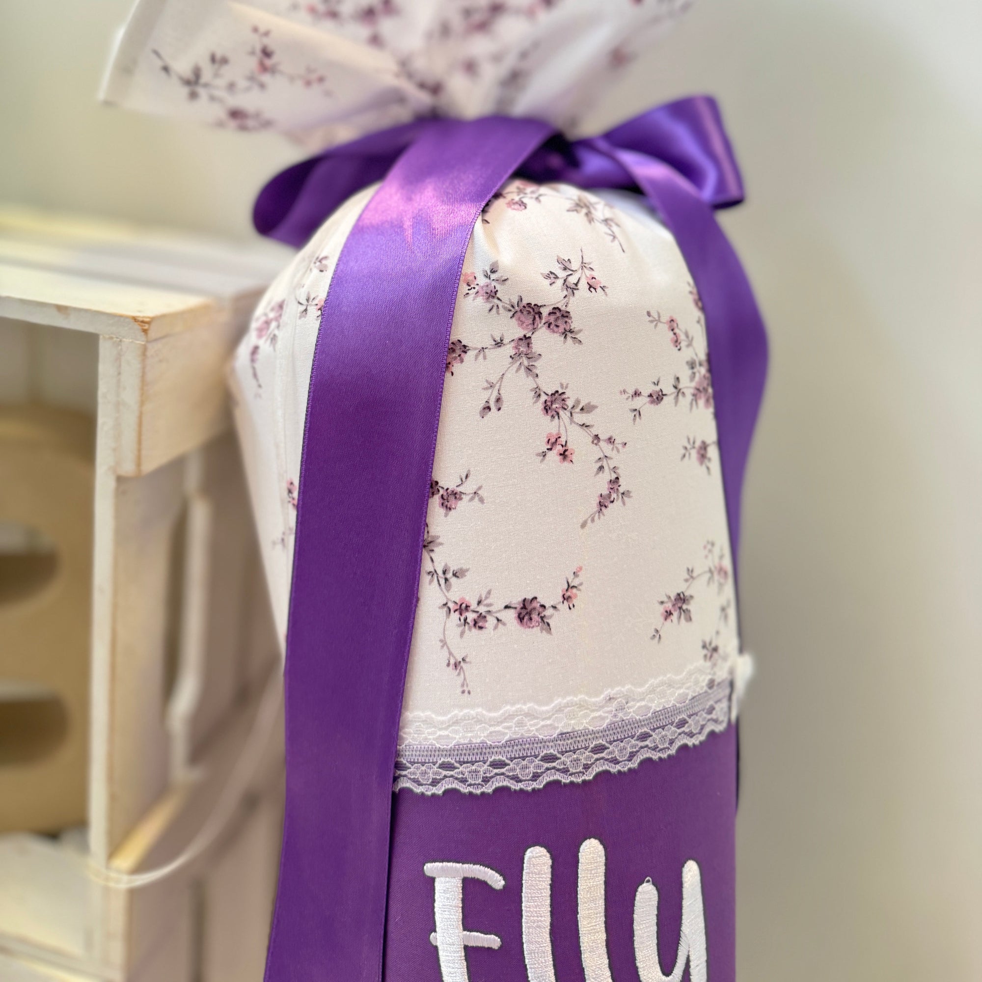 Schultüte Einhorn mit silber-glitzer Mähne - lila Blüten