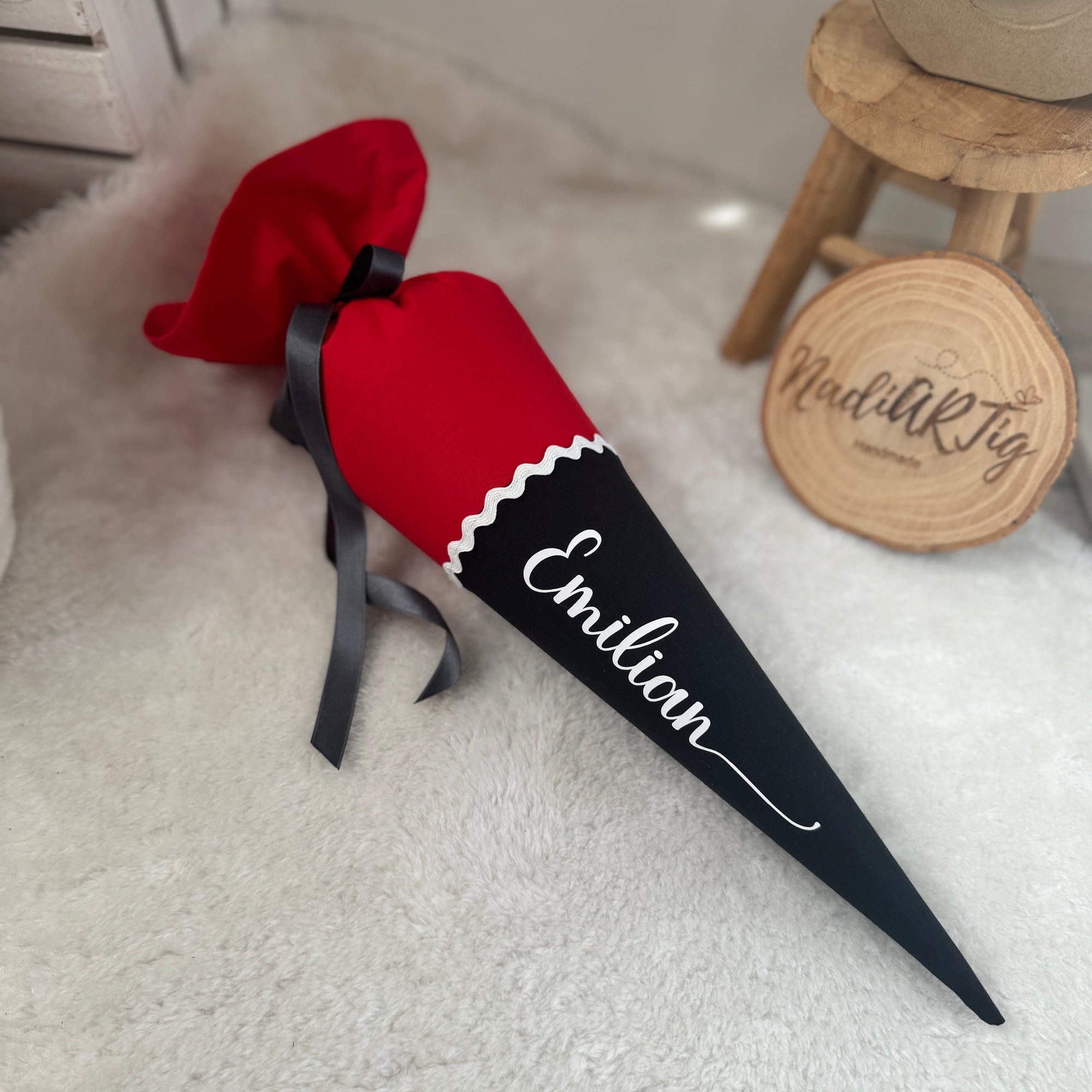 Geschwister-Schultüte rot/schwarz mit Namen