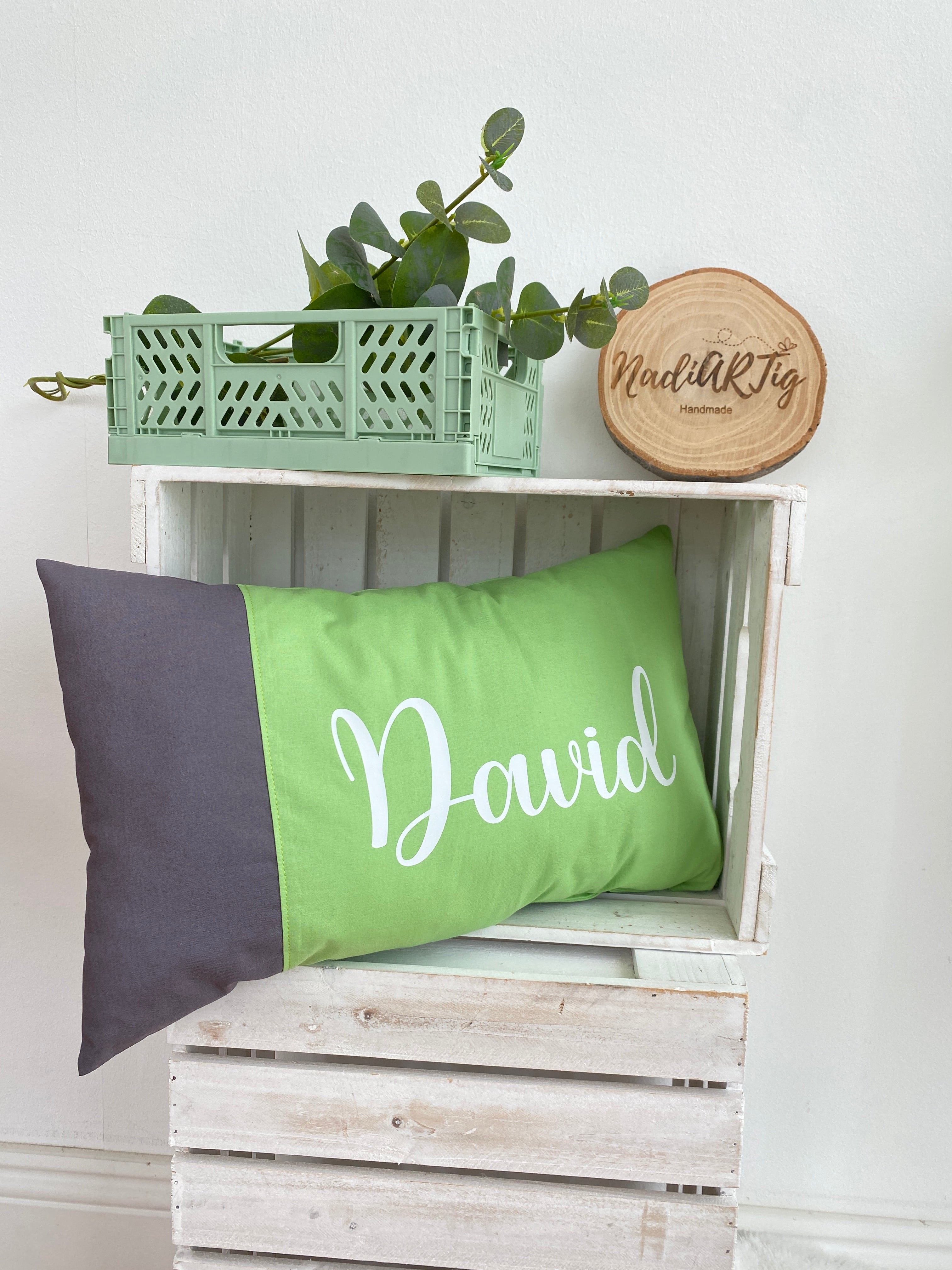 Kissen mit Namen limette/anthrazit