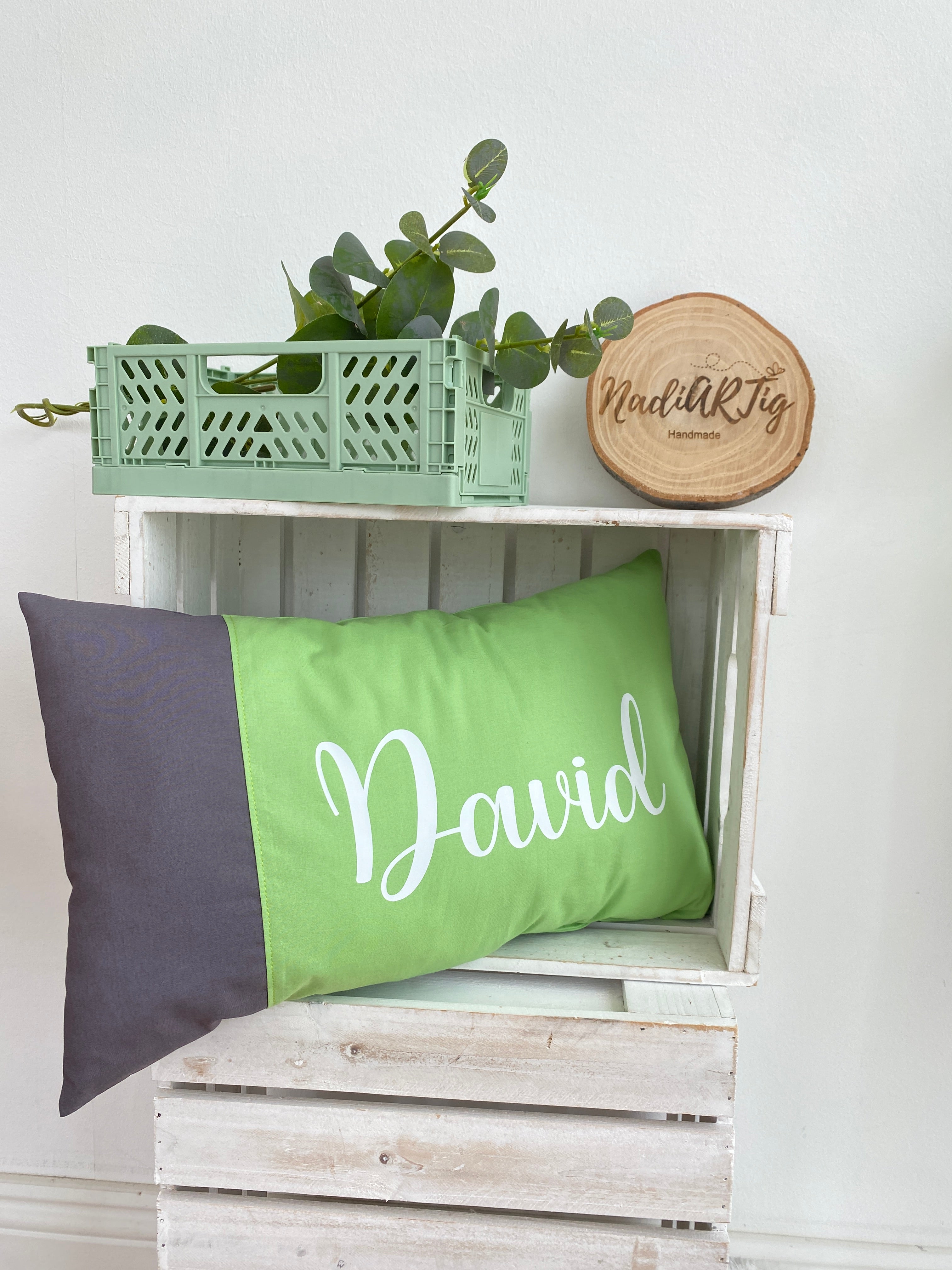 Kissen mit Namen limette/anthrazit