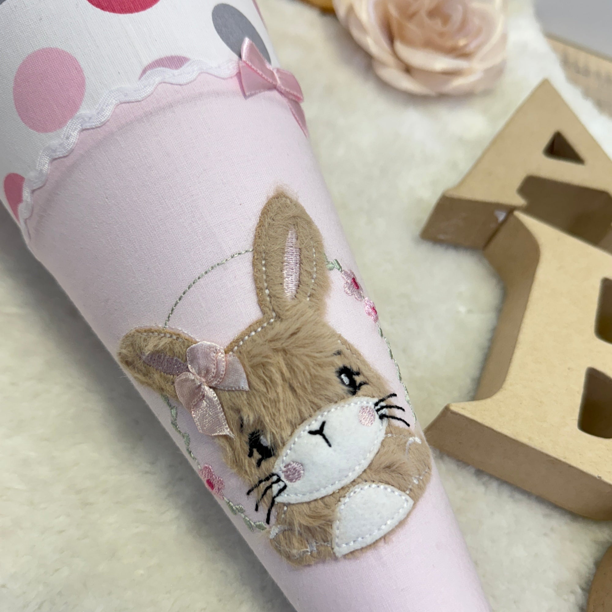 Kindergarten Schultute brauner Hase in rose Dots