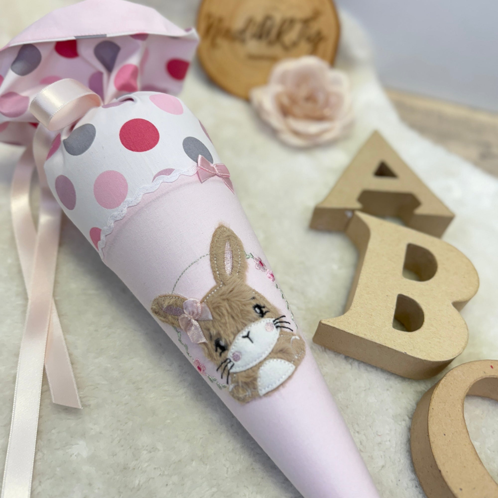 Kindergarten Schultute brauner Hase in rose Dots