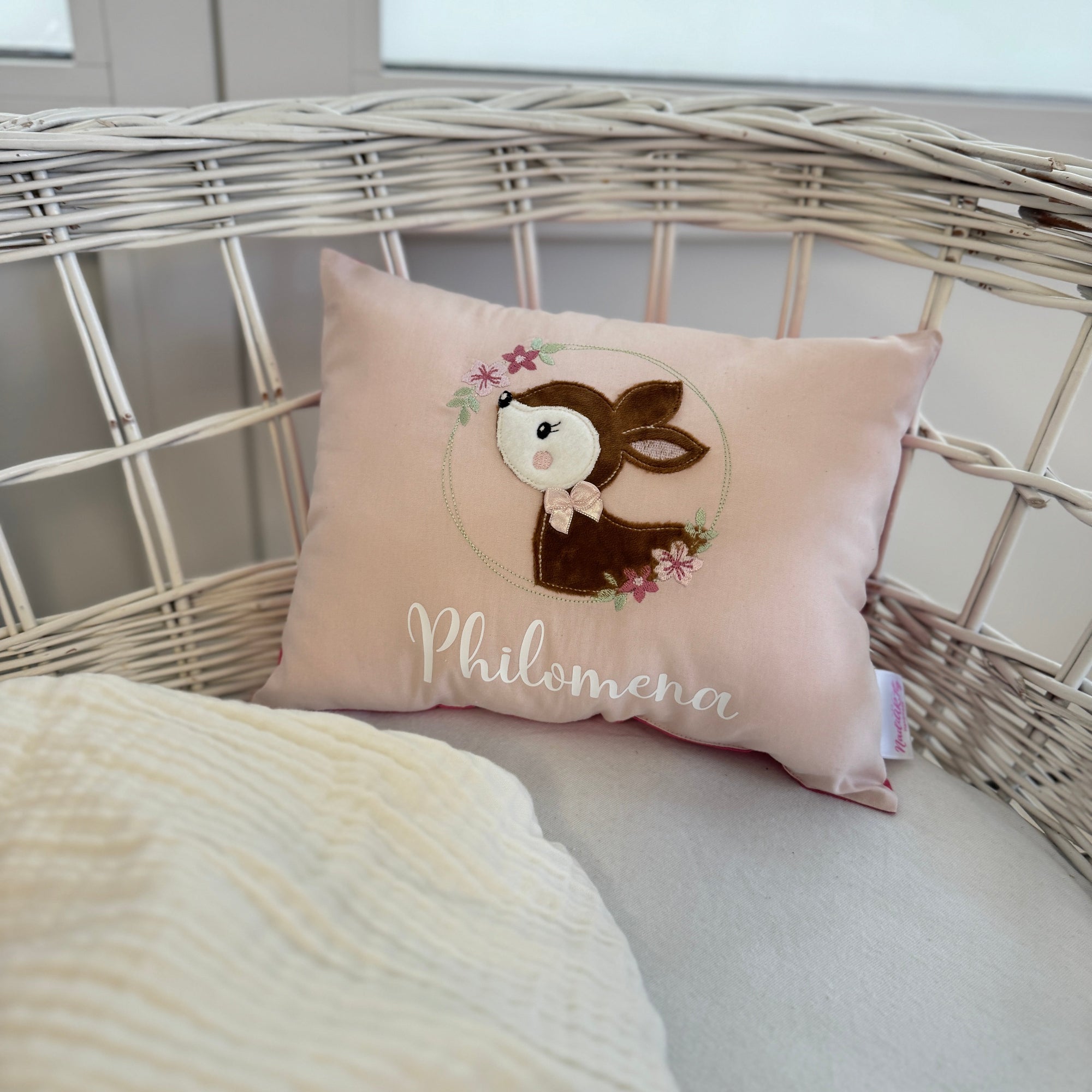 Namenskissen Reh in rosa