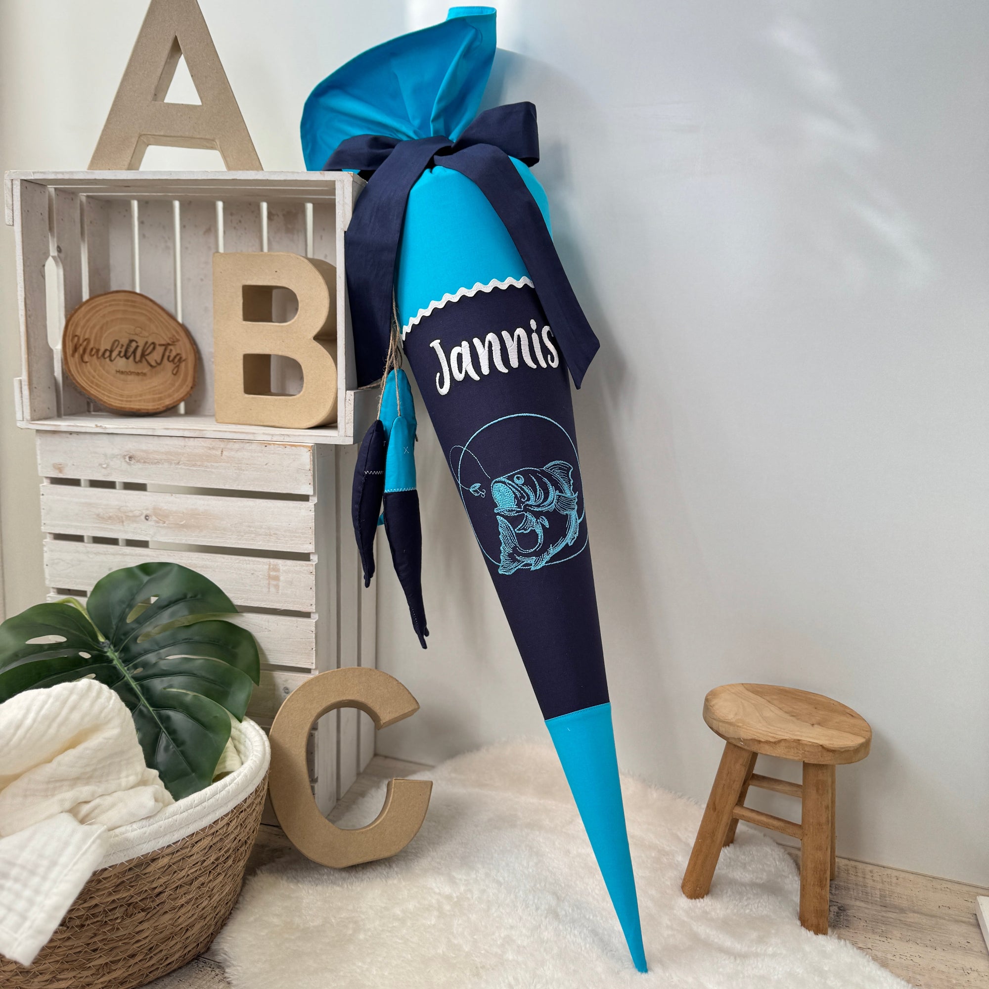 Schultüte Angler / Fische türkis-dunkelblau