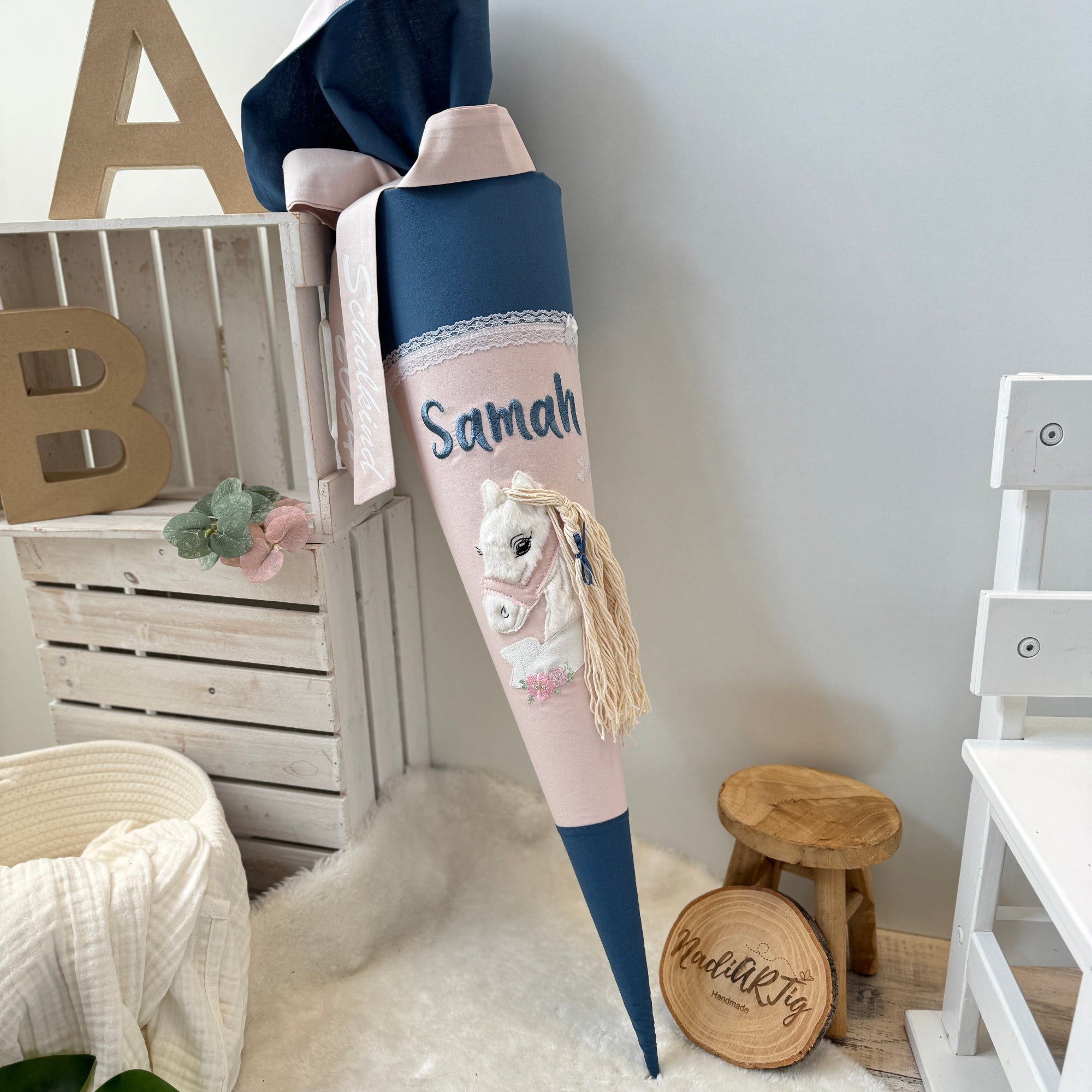 Schultüte Boho Pony in dunkelblau/puderrosé