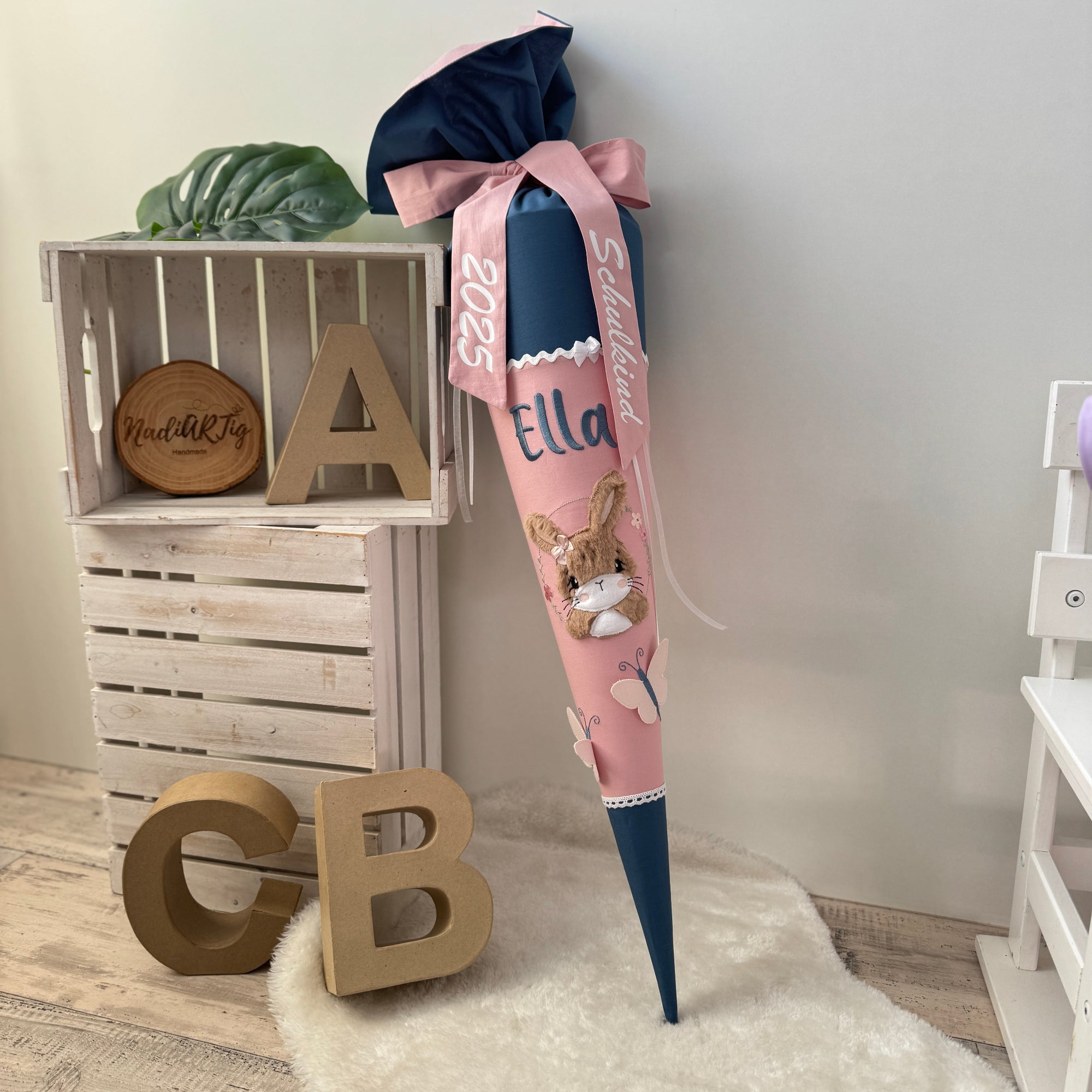 Schultüte Hasenmädchen in blau und rosa