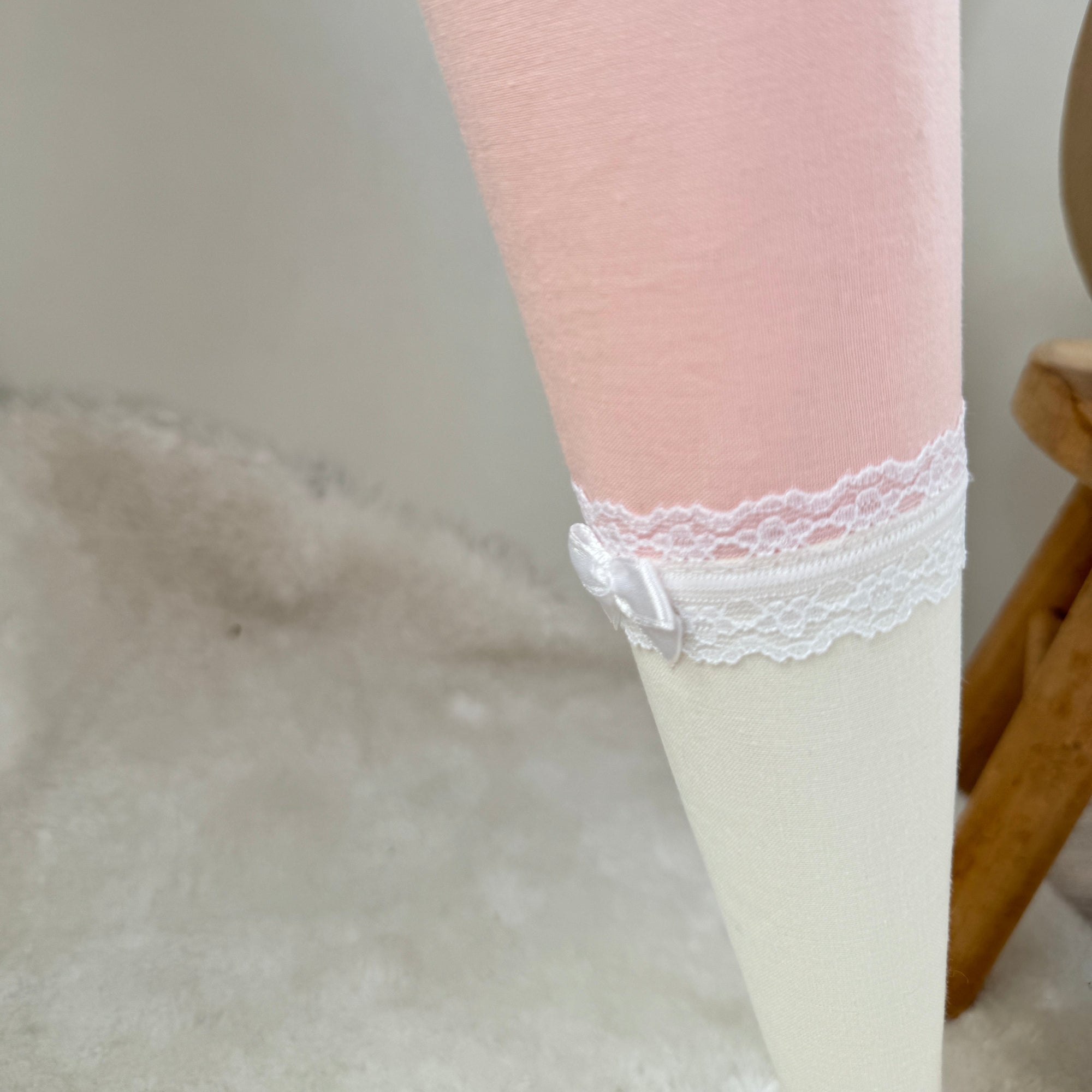 Schultüte Regenbogen & Schmetterling in Cremebeige/Apricot