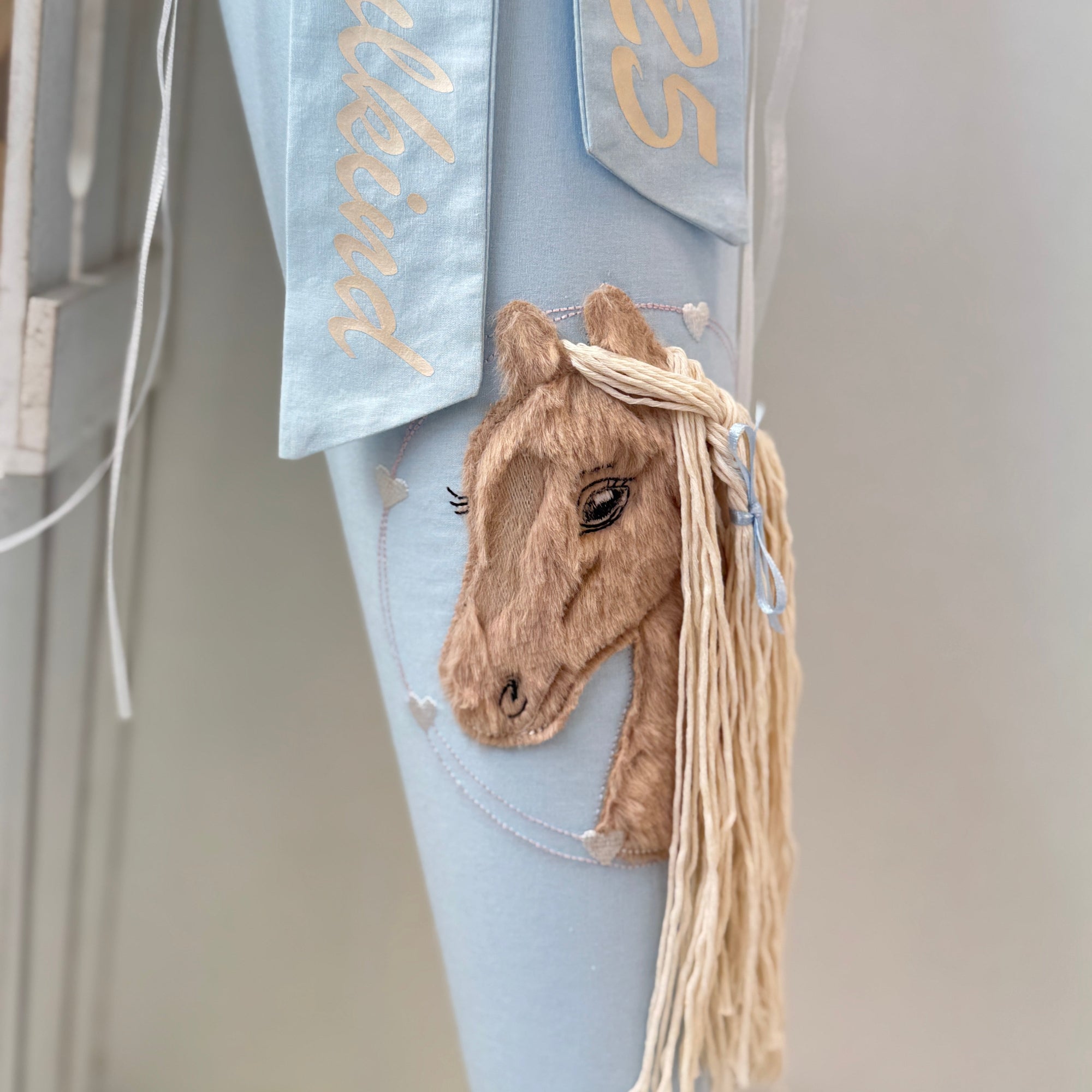 Schultuete Maedchen hellblau Pony