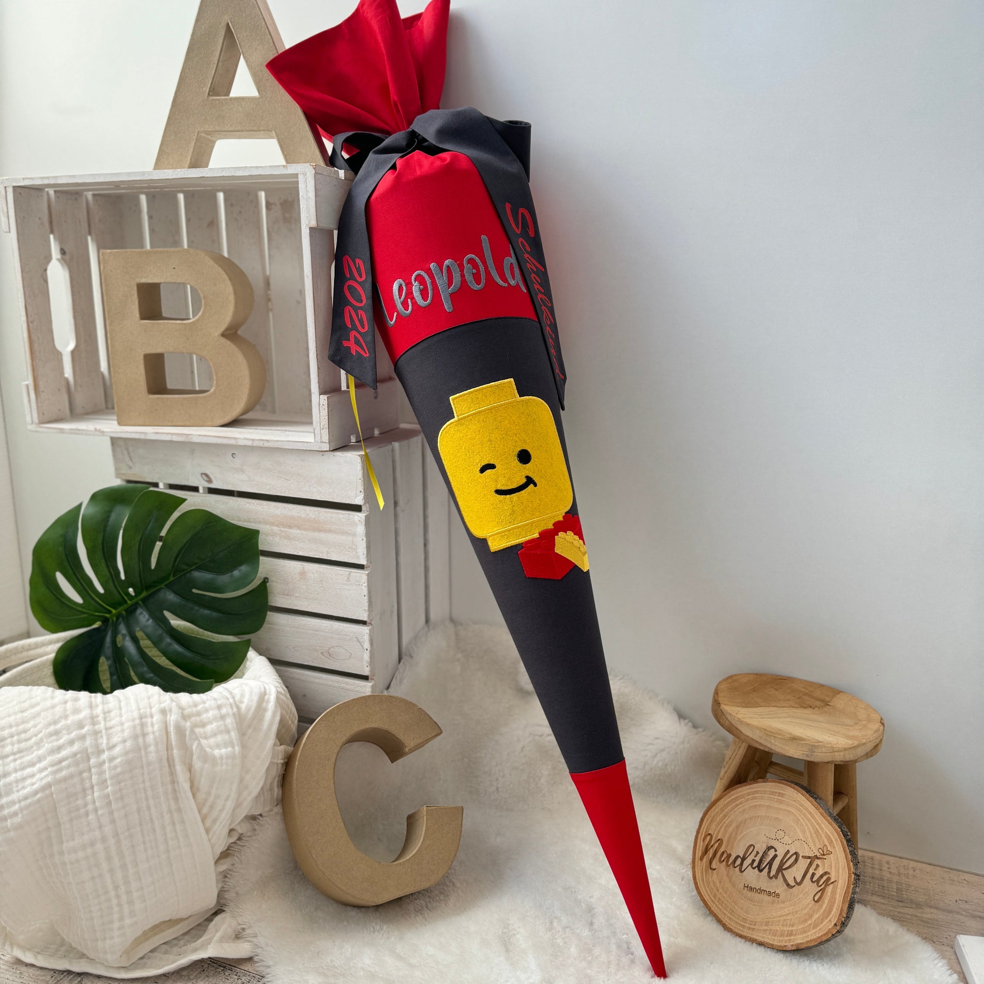 Schultute Lego Bausteine rot schwarz