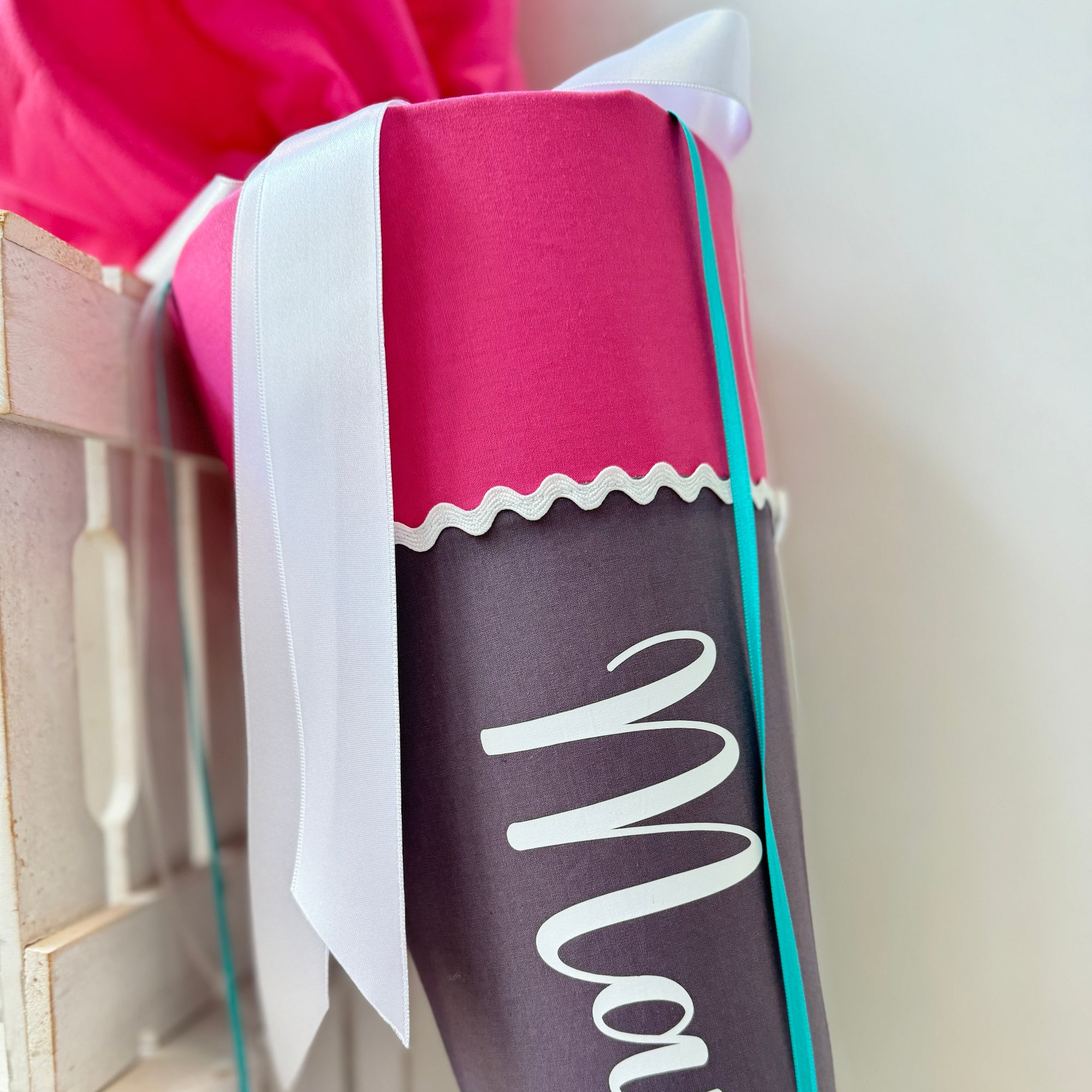 Schultüte Klassik in beere/anthrazit