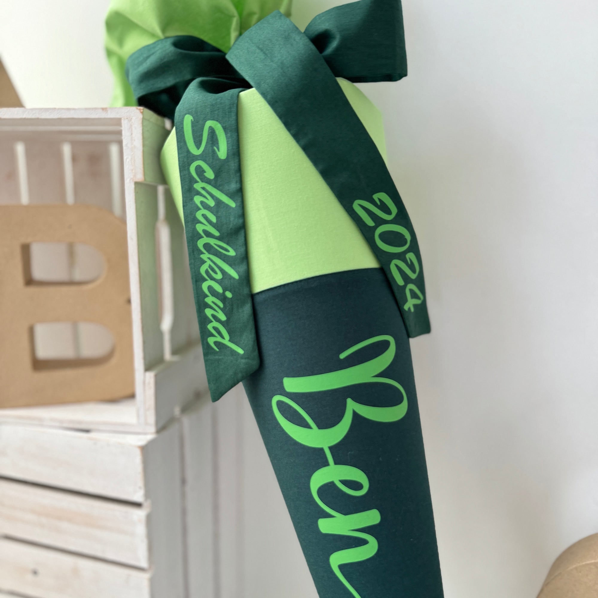 Schultute junge dunkel grun limette mit Namen