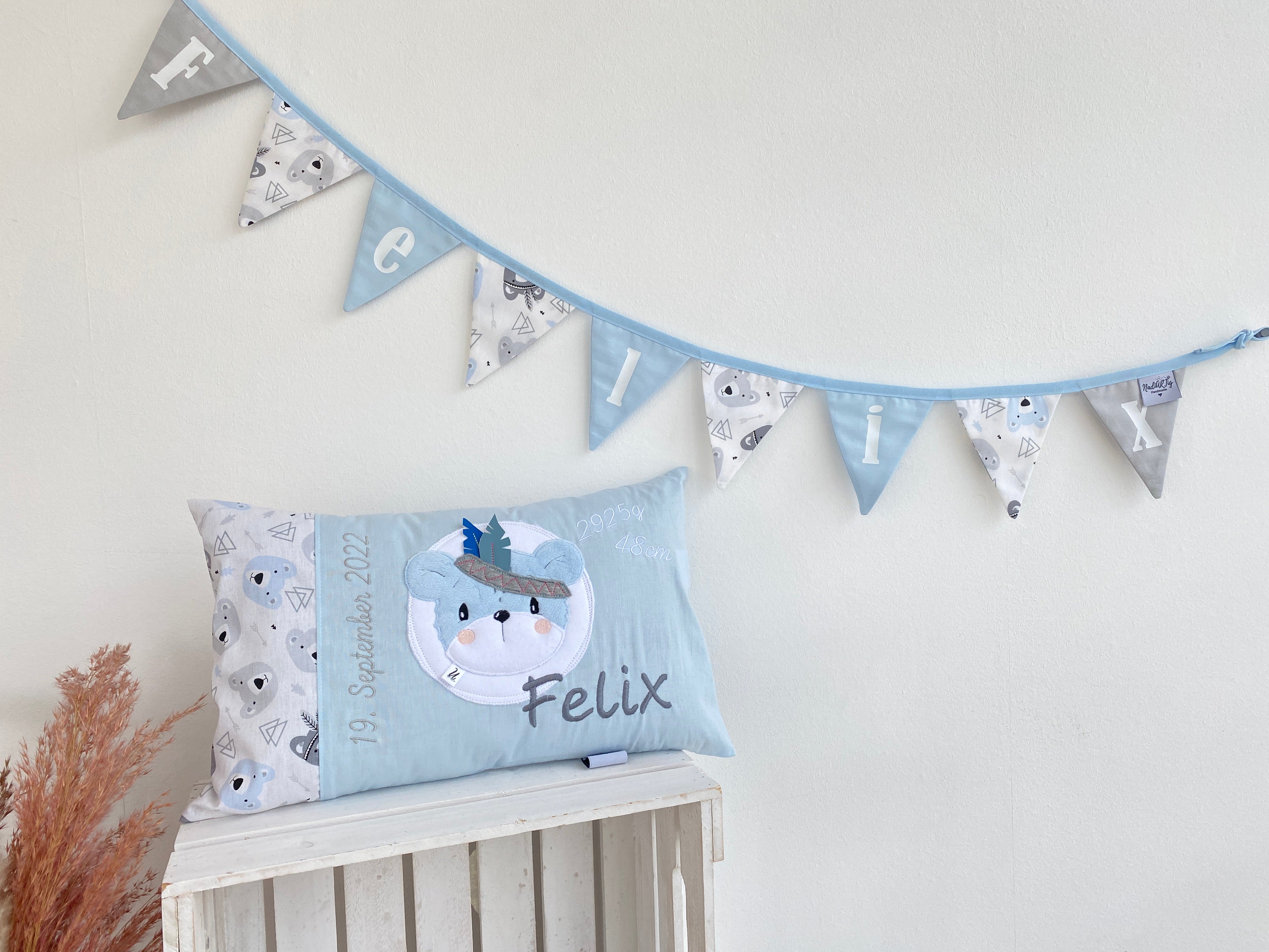 Geburtskissen Namenskissen Junge Bär nadiARtig Handmade Kissen mit Name
