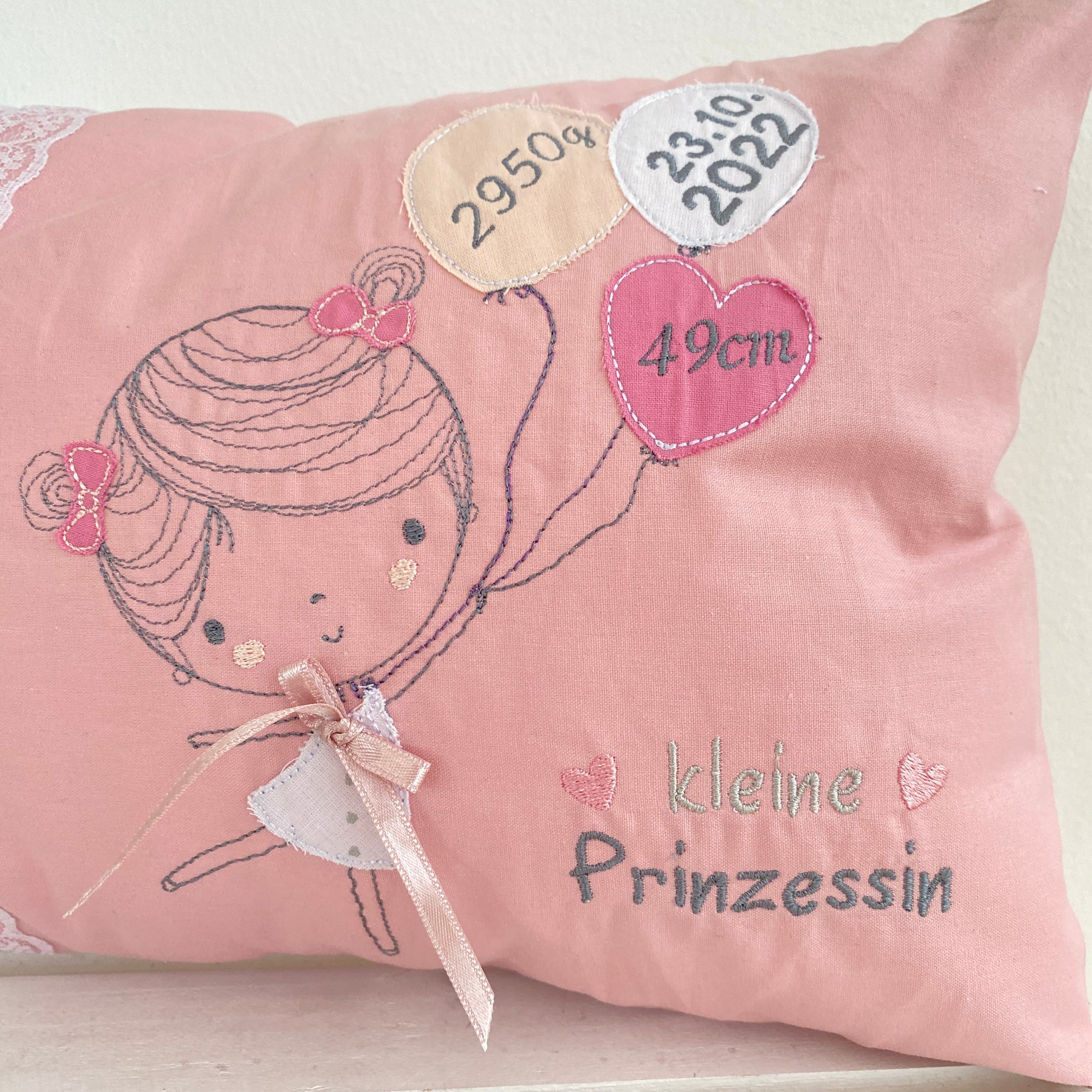 Geburtskissen Namenskissen, geschenk zur geburt, kleine Prizessin, Mädchen Ballons Kissen mit Name