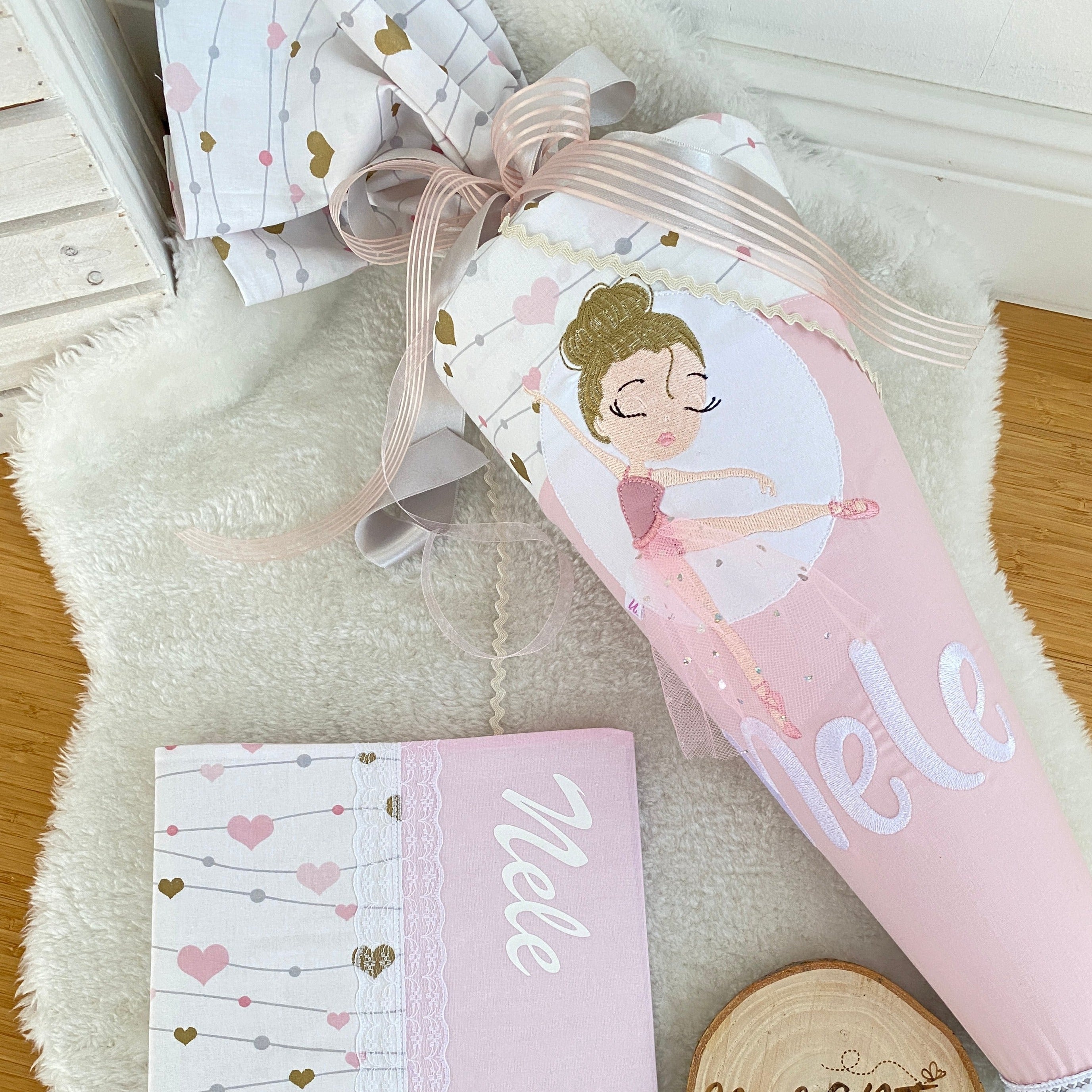 Schultüte mit tanzender Ballerina in rosé/glitzer Herzchen