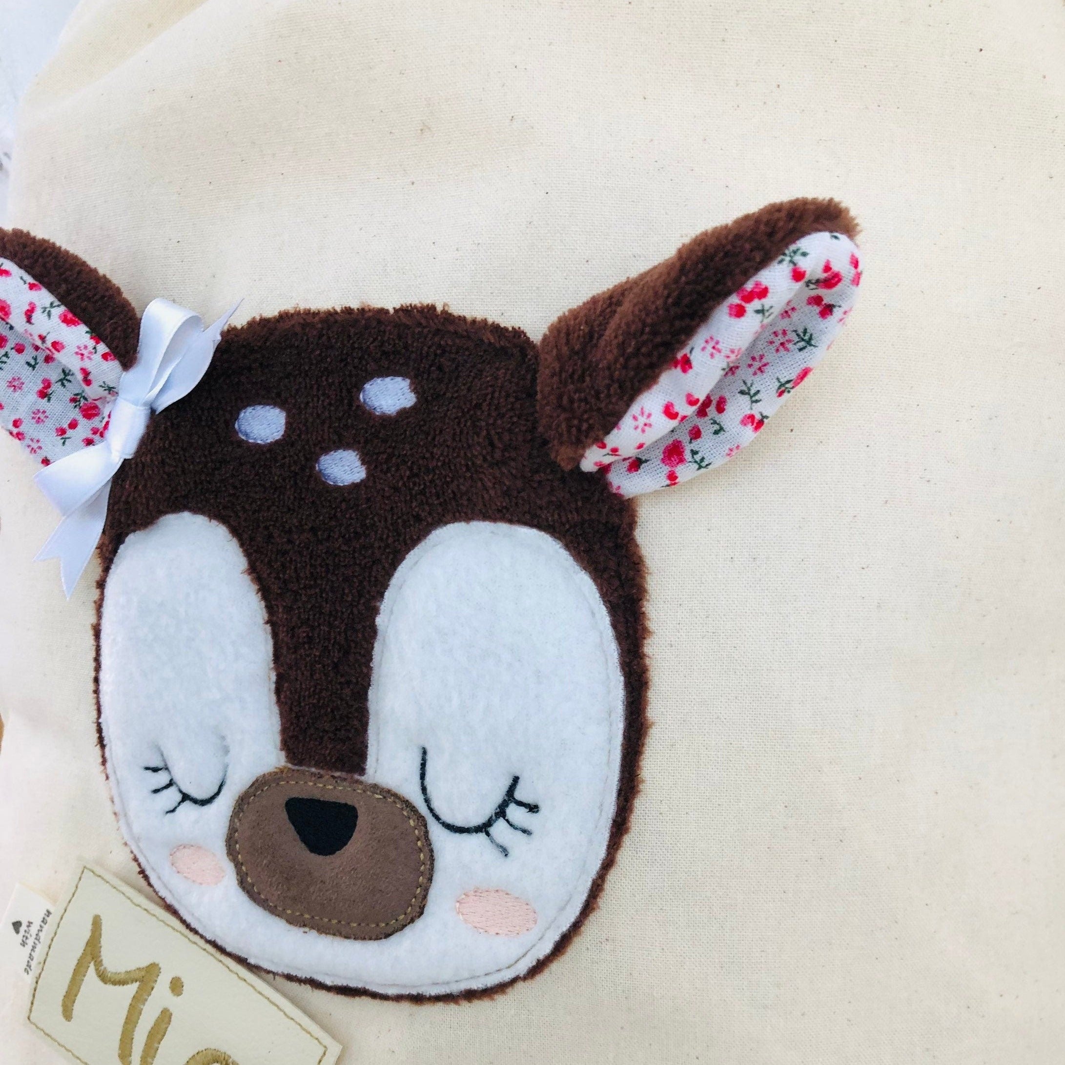 Reh Kopf Applikation mit 3 D Ohren