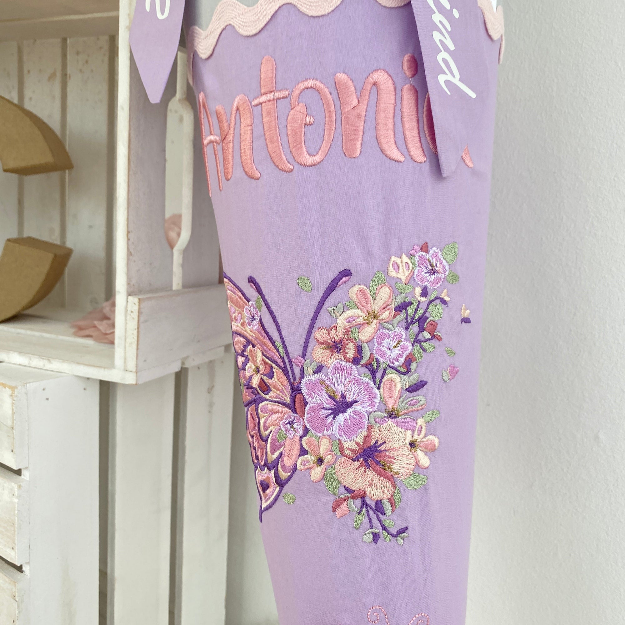 Schultüte Schmetterlinge in flieder/rosa/grau