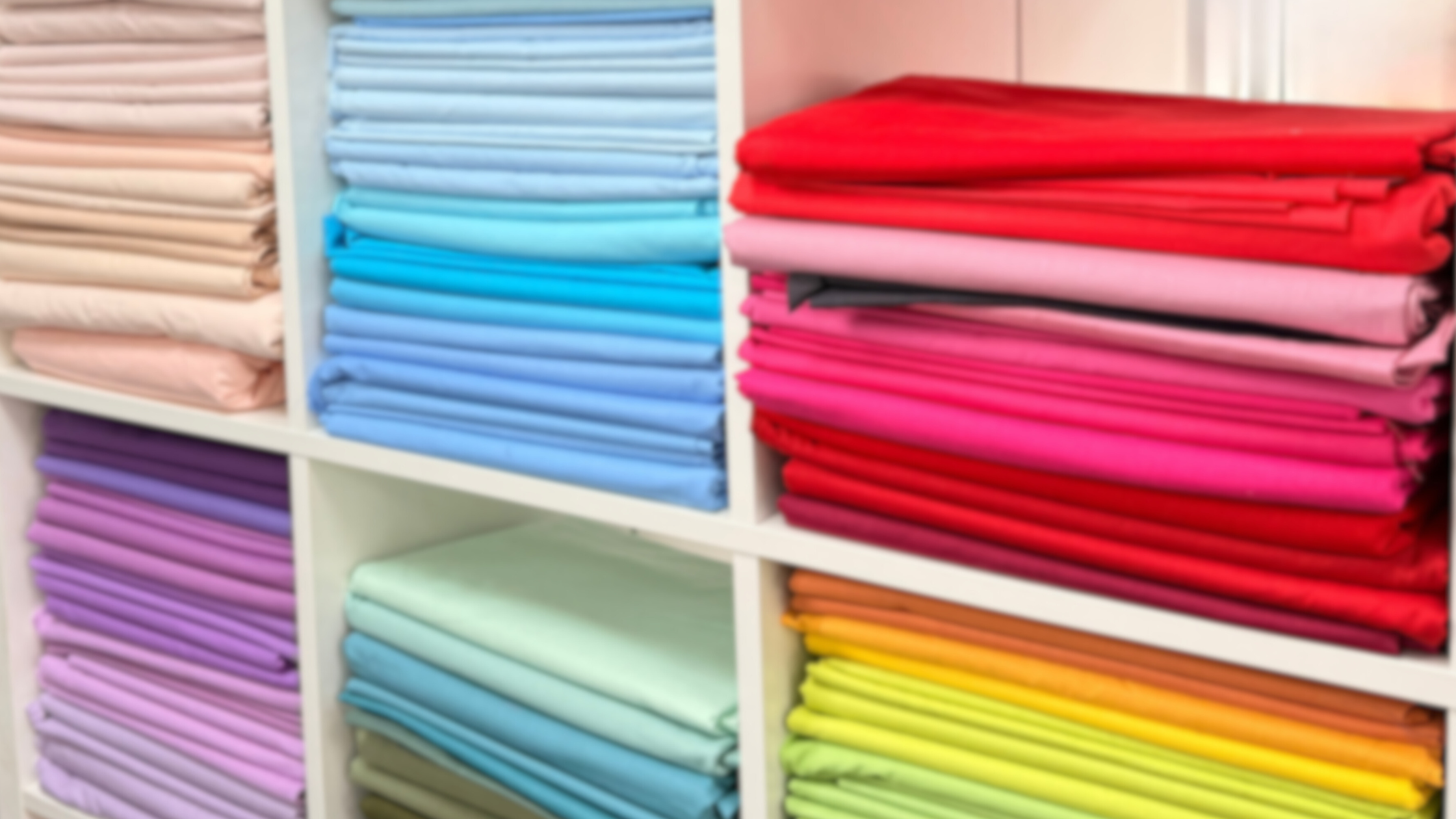 So kombiniere ich Stoffe und Farben – Tipps aus meinem Atelier