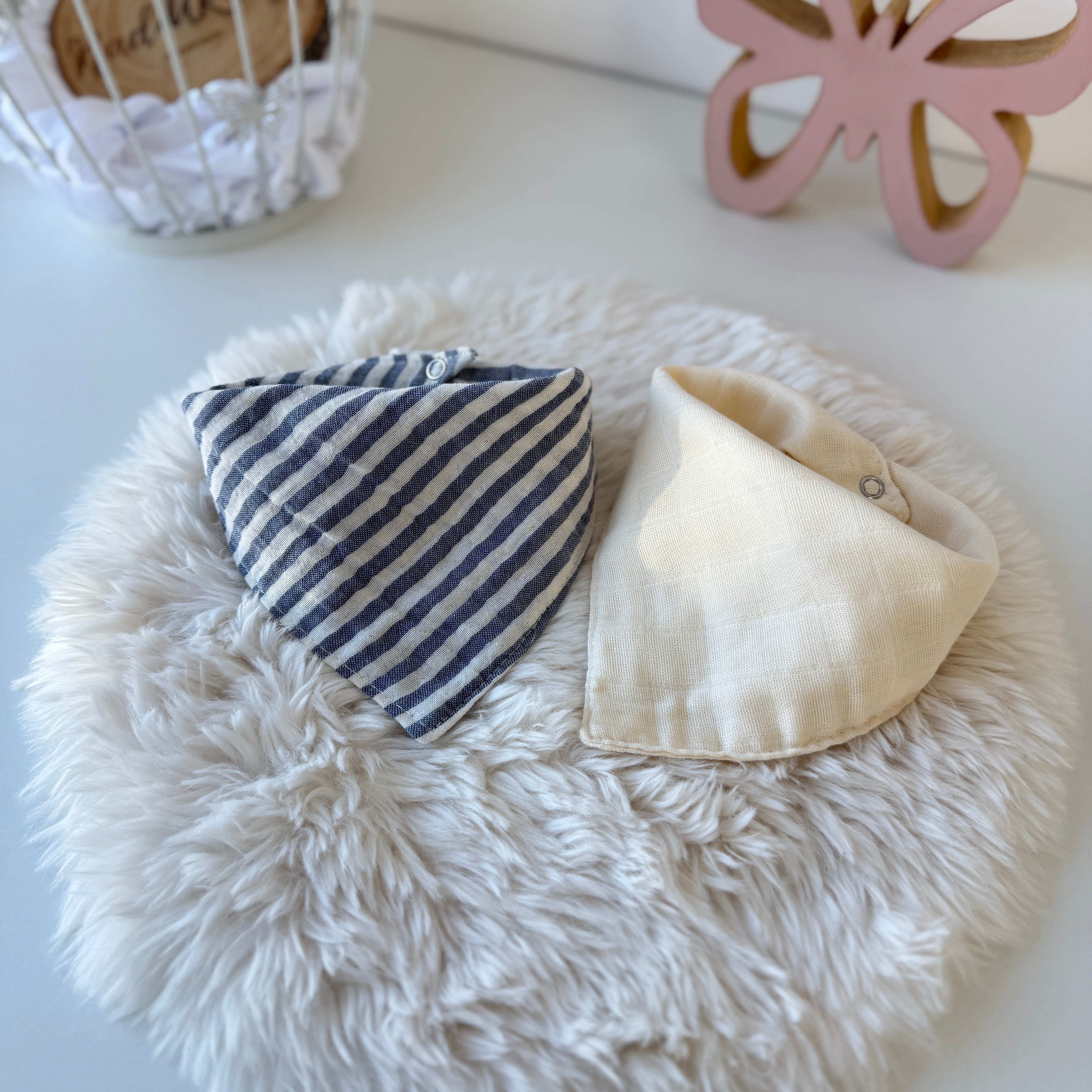 Baby Halstuch / Dreieckstuch - 4 Farben