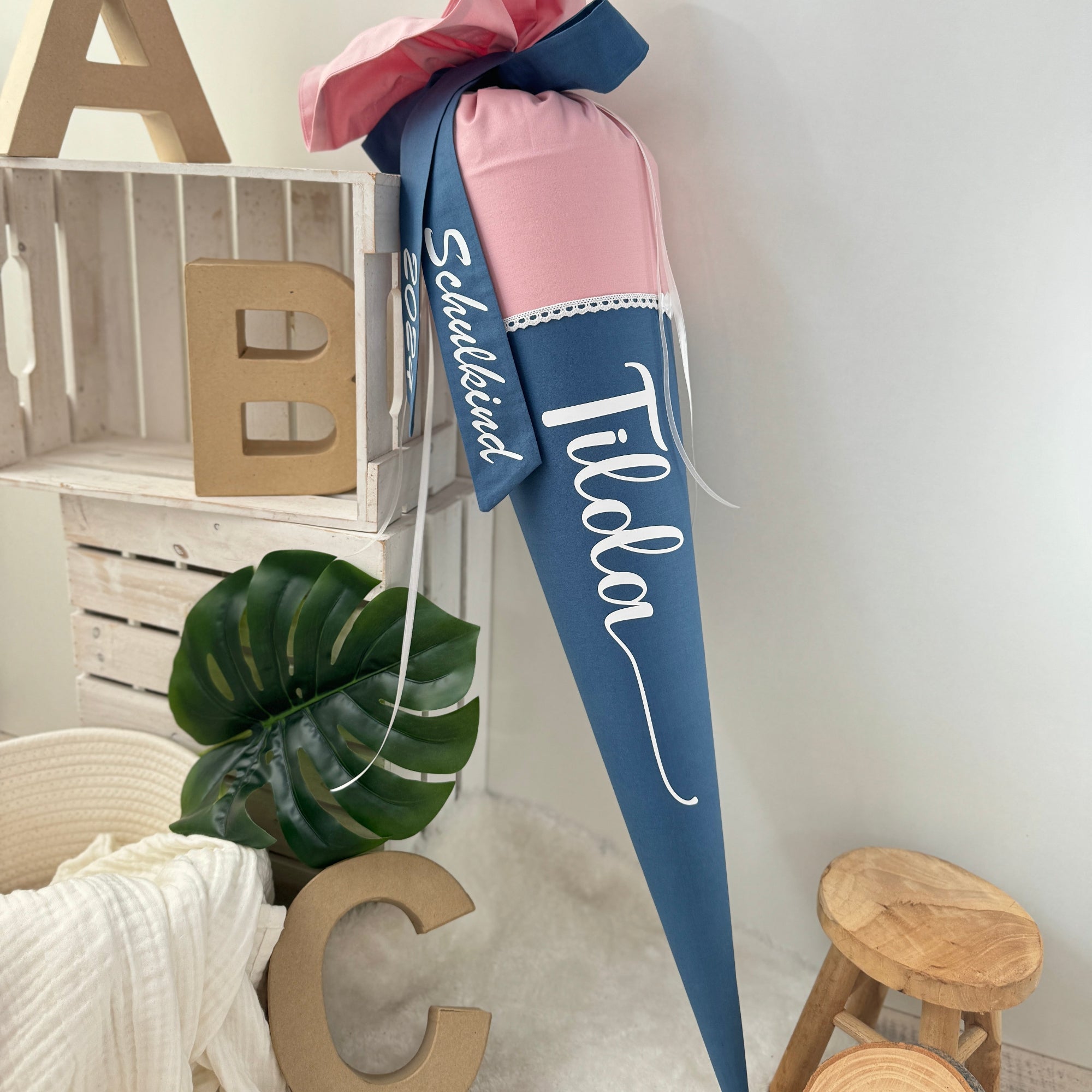 Schultüte Klassik in puderrosa/dustyblue (Schmetterlinge)