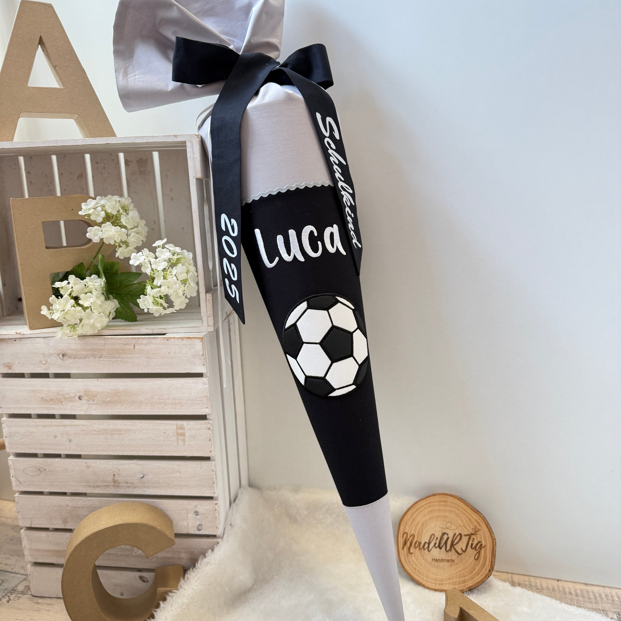 Schultüte Fußball in grau/schwarz